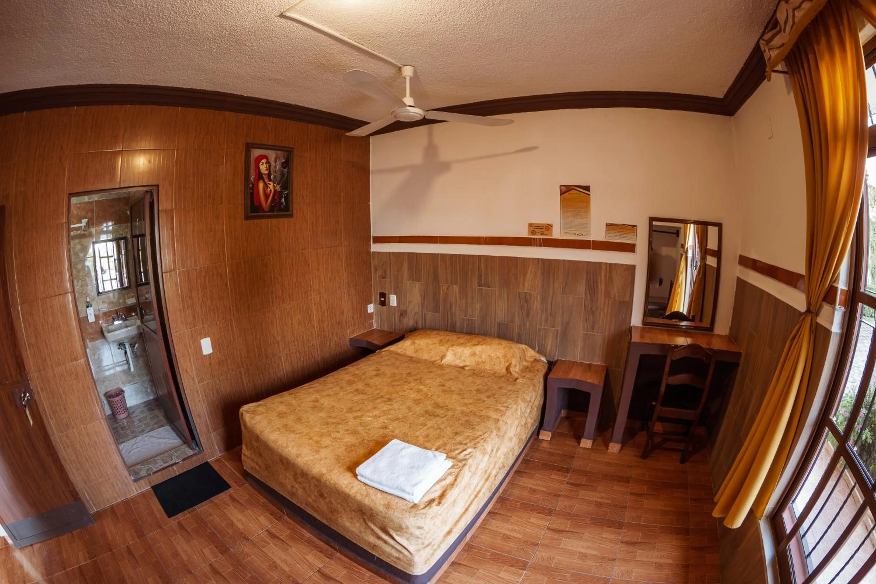Hotel & Suites Posada Molina