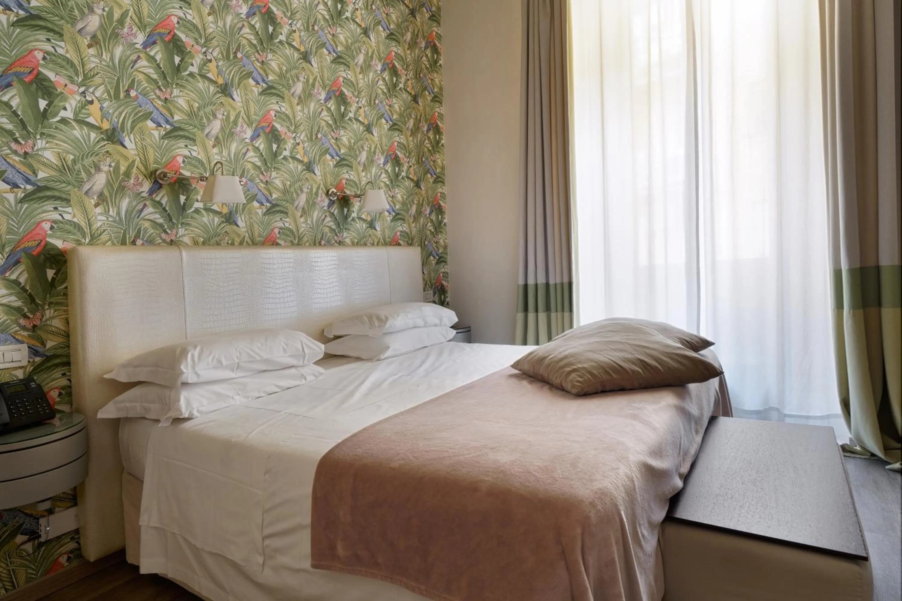 Bed in Hotel De La Pace, Sure Hotel Collection by Best Western