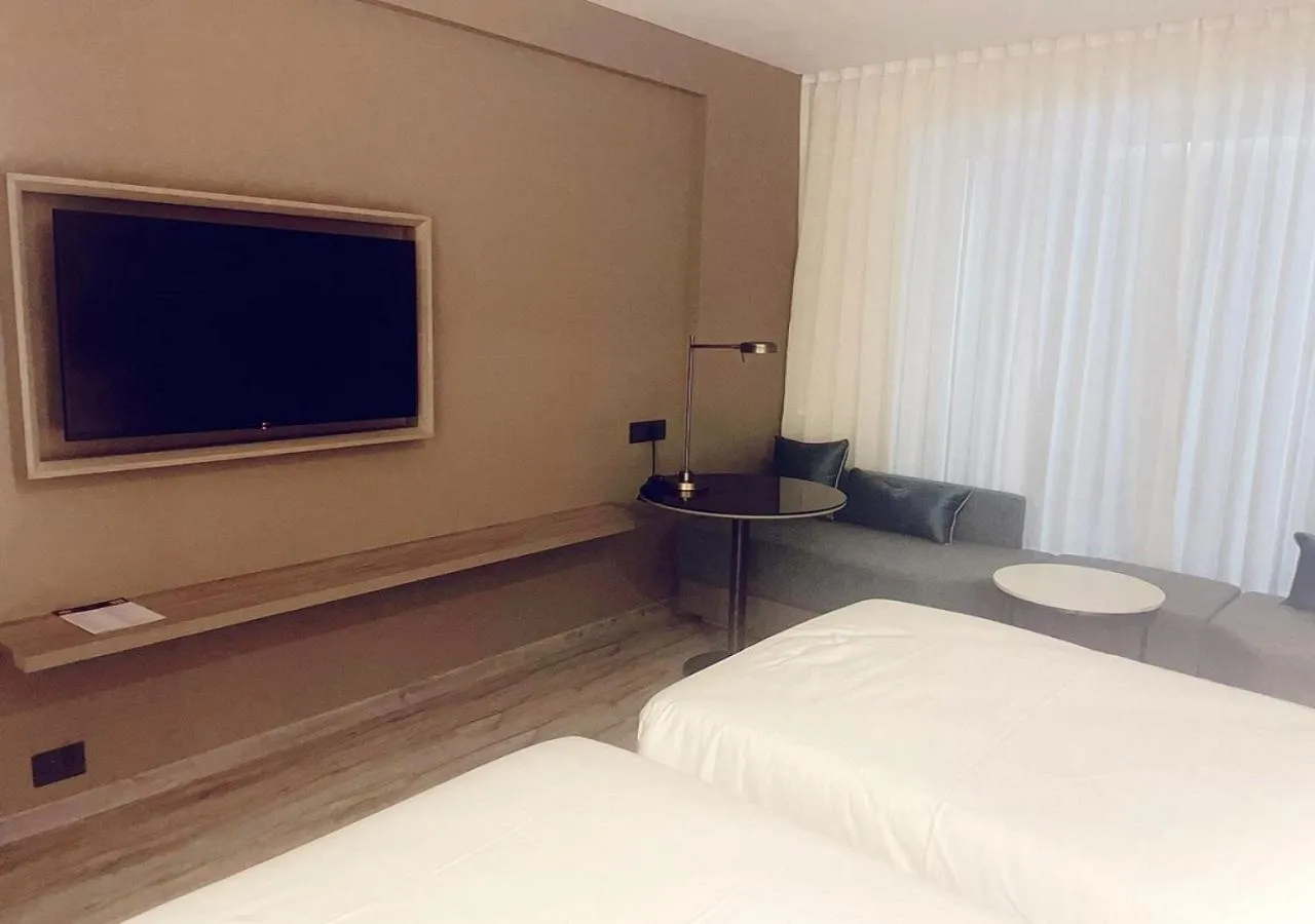 Bedroom, Bed in Park Inn by Radisson Surat