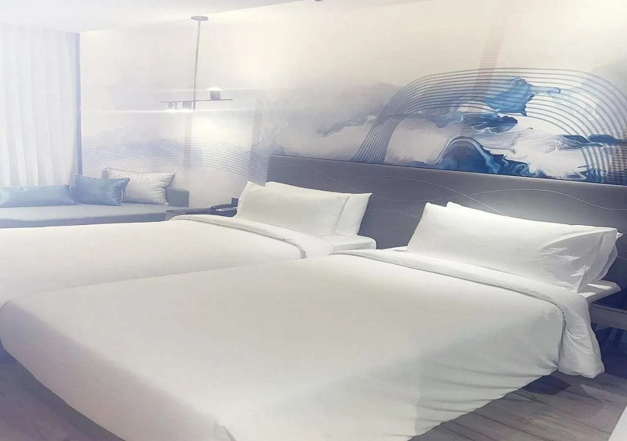 Bedroom, Bed in Park Inn by Radisson Surat