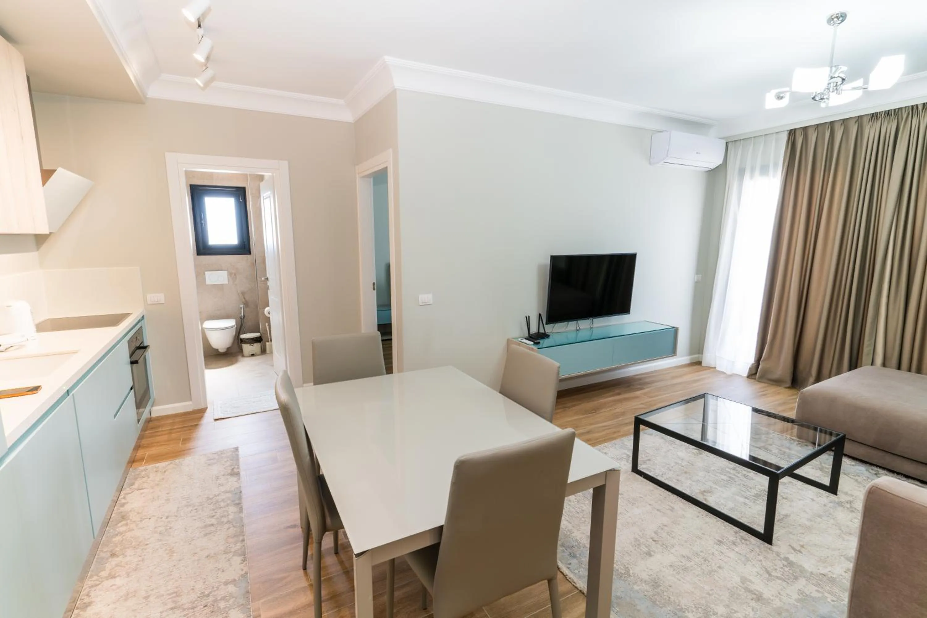 Kitchen or kitchenette in Blissful Apartments