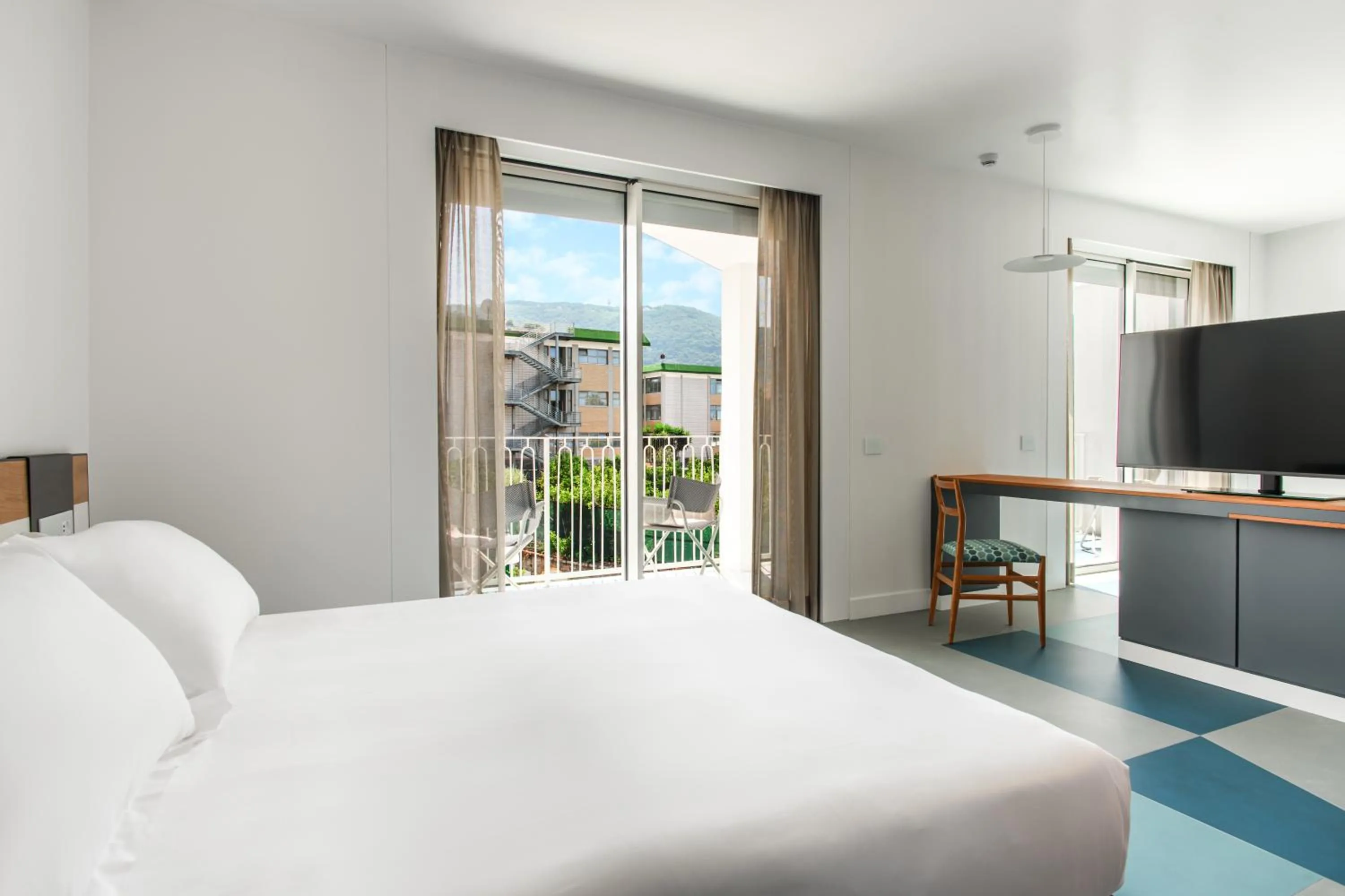 Bed in So' Lifestyle Hotel Sorrento