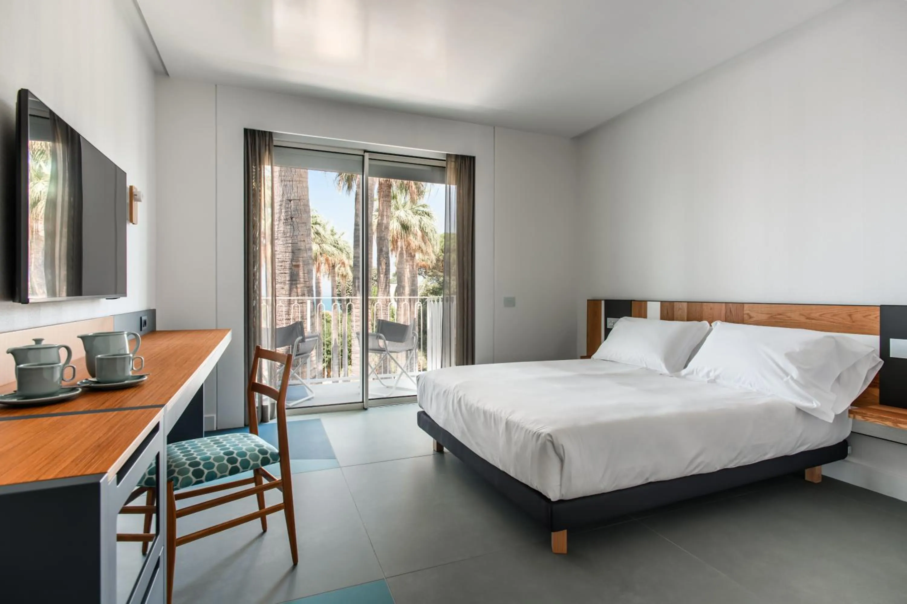 Bed in So' Lifestyle Hotel Sorrento