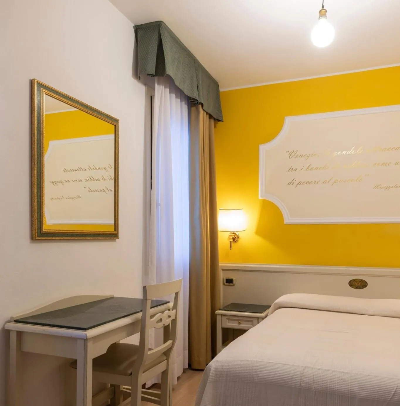 Bedroom, Bed in Hotel Ca' Tron