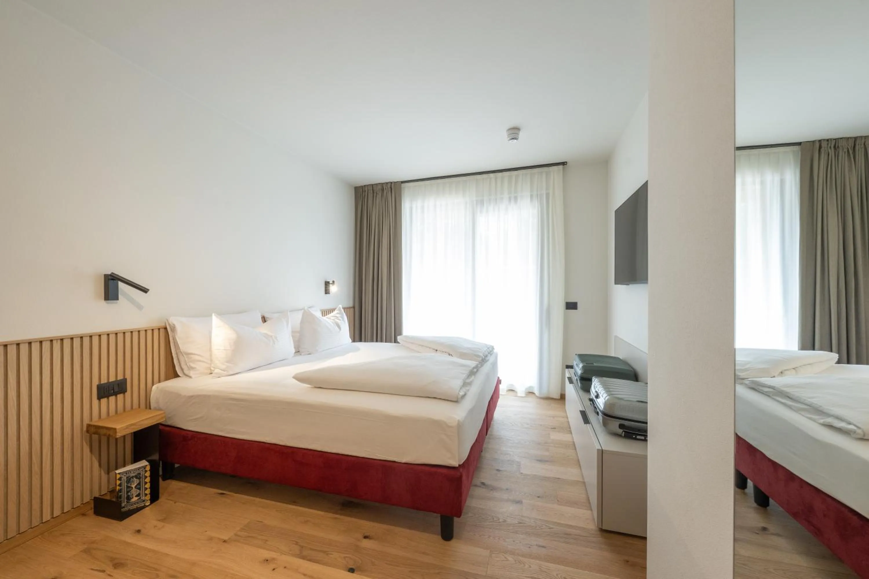 Bedroom, Bed in Etra Suites & Apartments