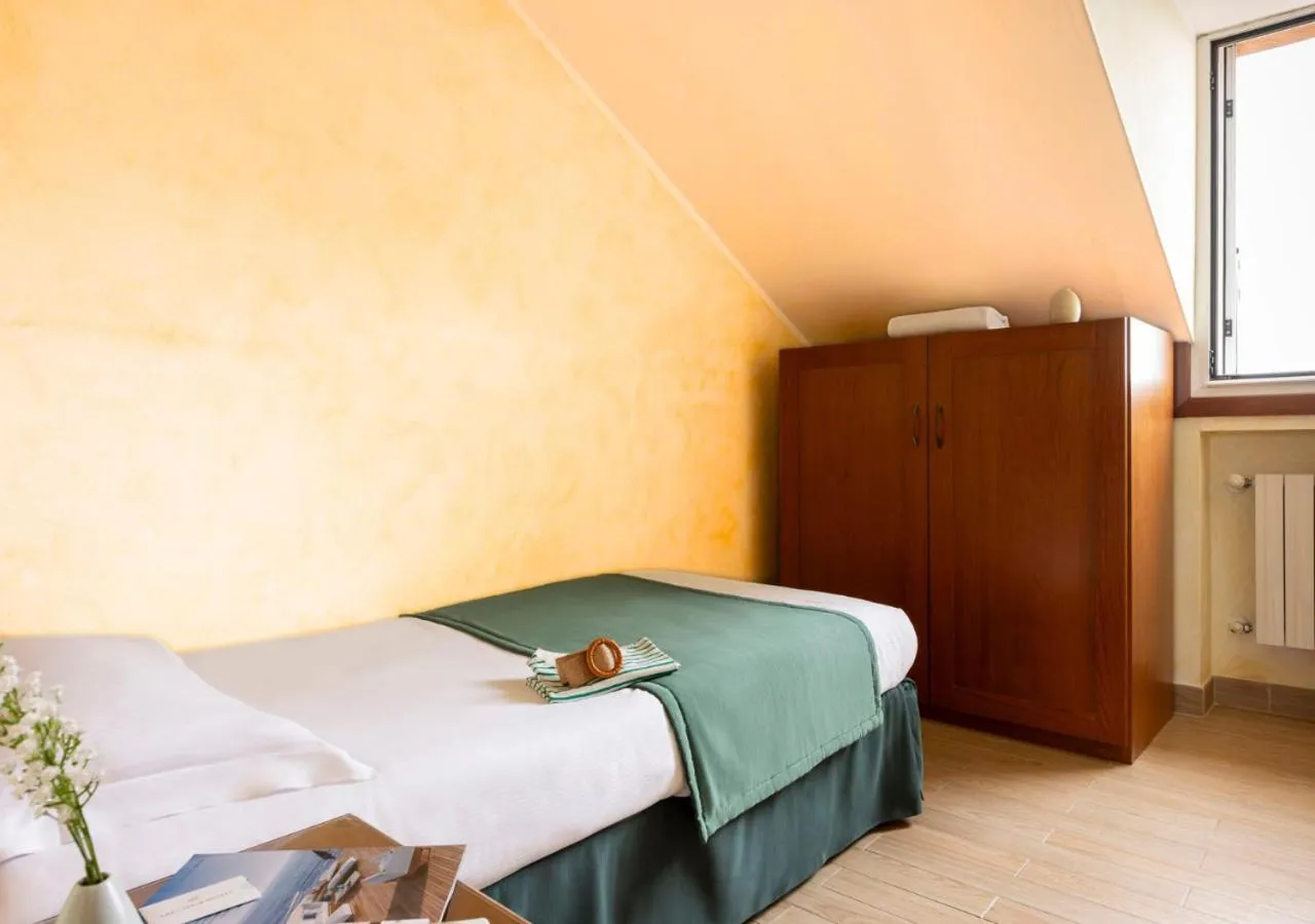 Bedroom, Bed in Hotel & Residence Venezia 2000