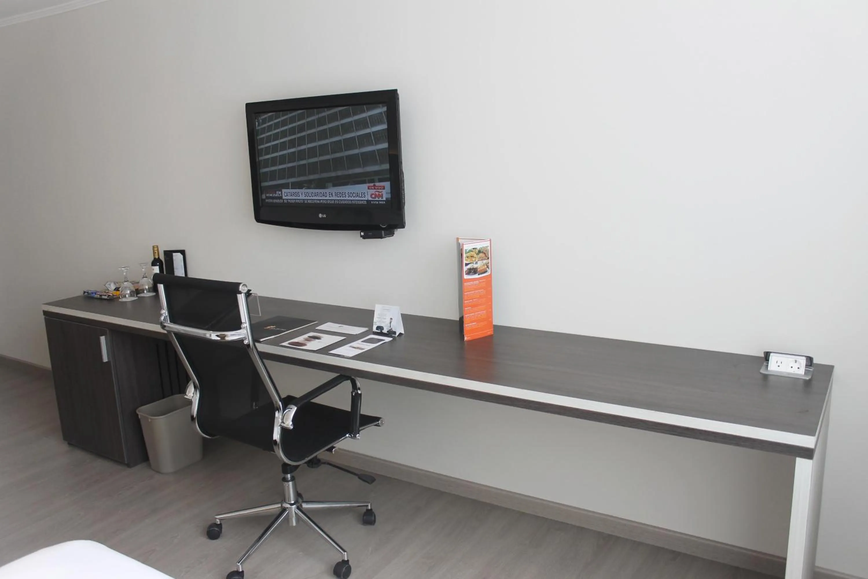 Decorative detail in Sol de Oro Hotel & Suites