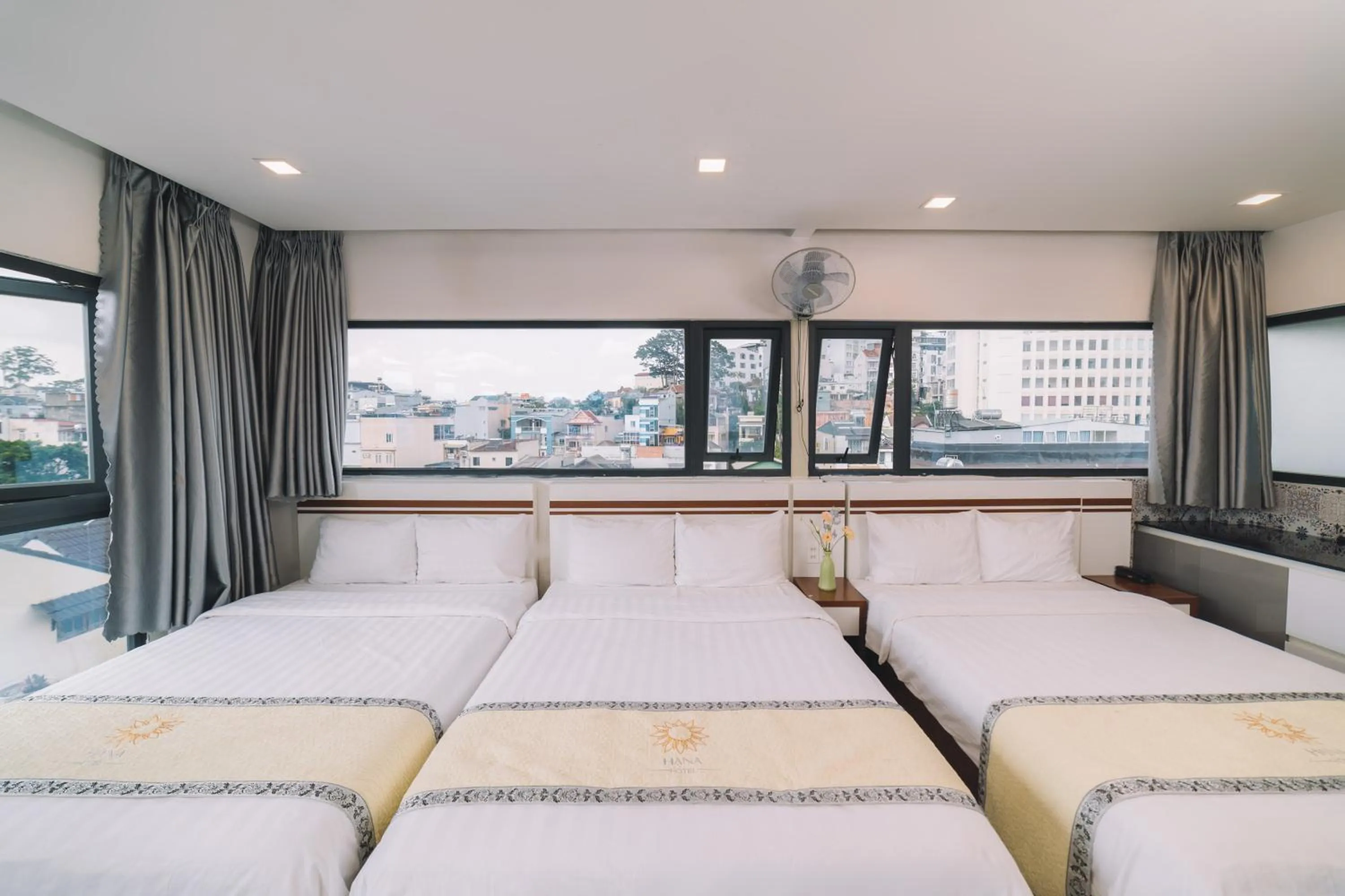 Bed in Hạ Na Hotel Đà Lạt