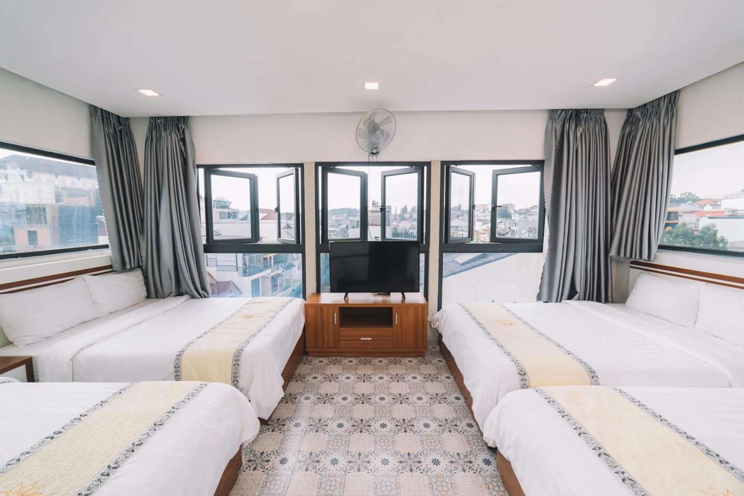 Bed in Hạ Na Hotel Đà Lạt