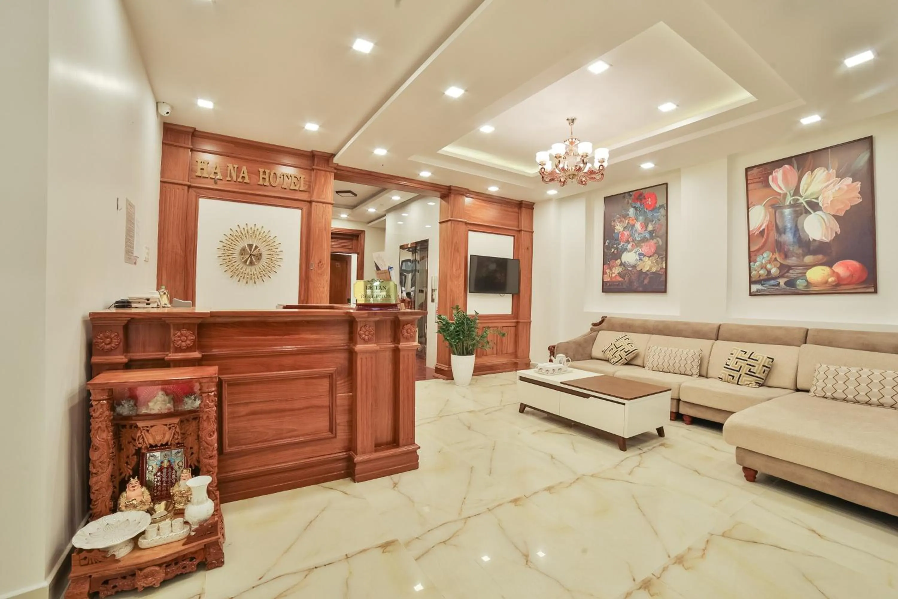 Lobby or reception in Hạ Na Hotel Đà Lạt
