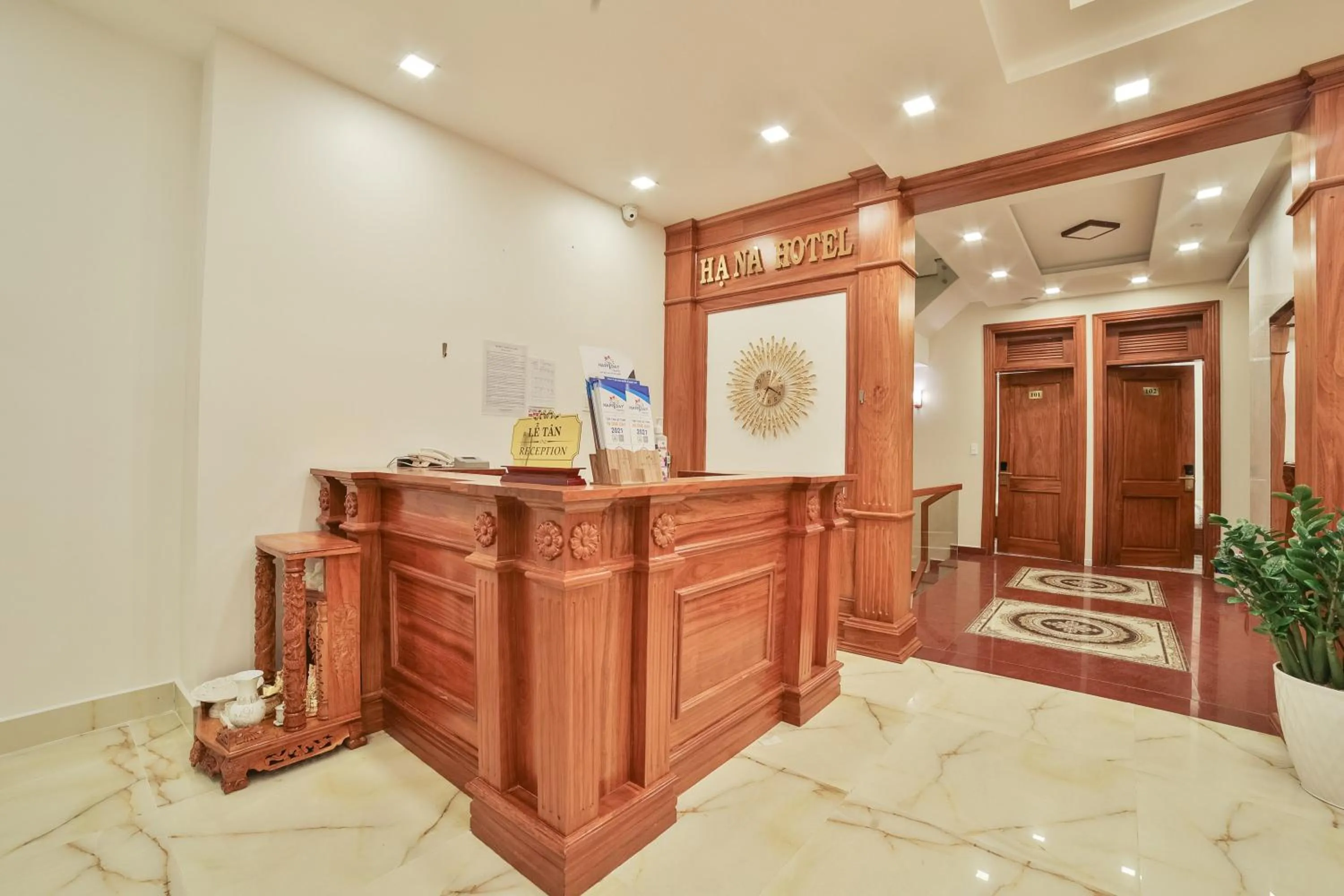 Communal lounge/ TV room in Hạ Na Hotel Đà Lạt