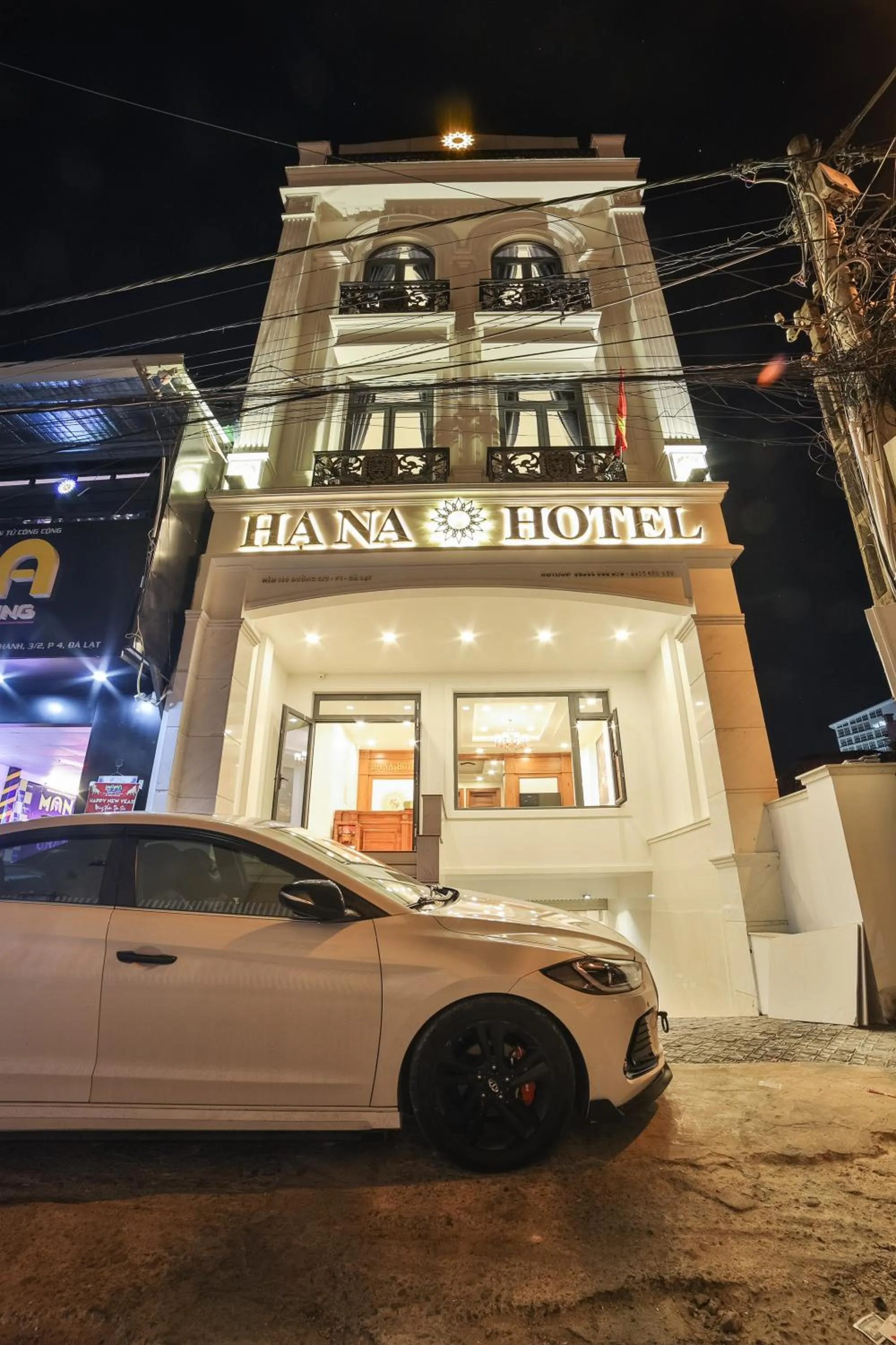 Property building in Hạ Na Hotel Đà Lạt