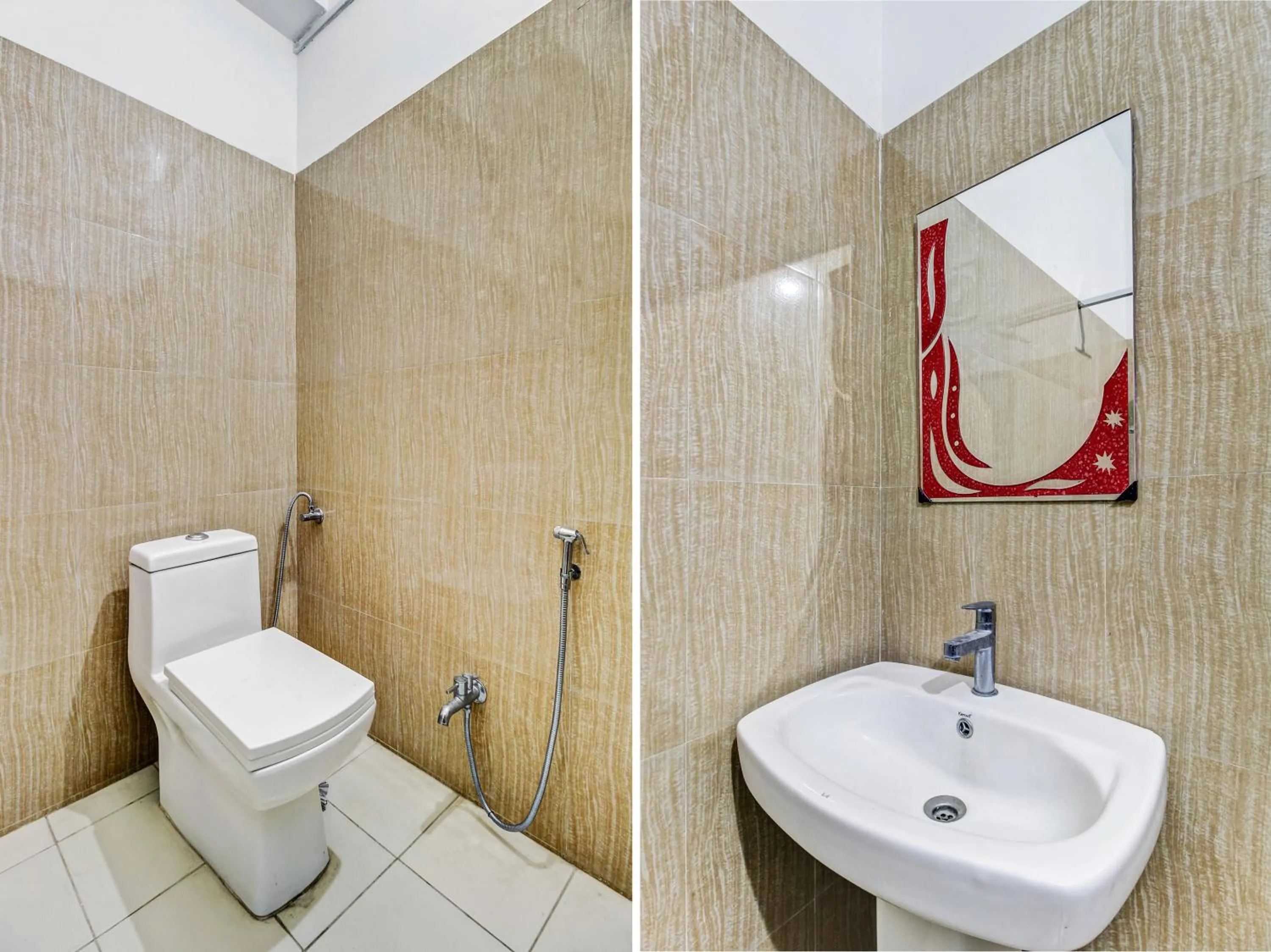 Toilet in Sangam Hotel