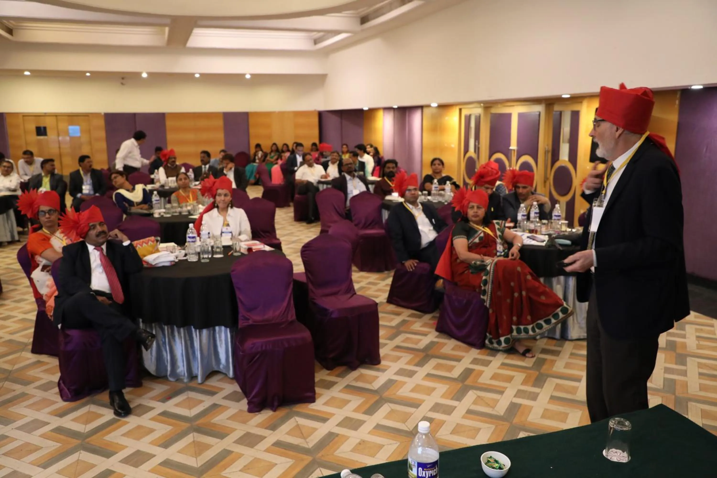 Restaurant/places to eat in Sangam Hotel