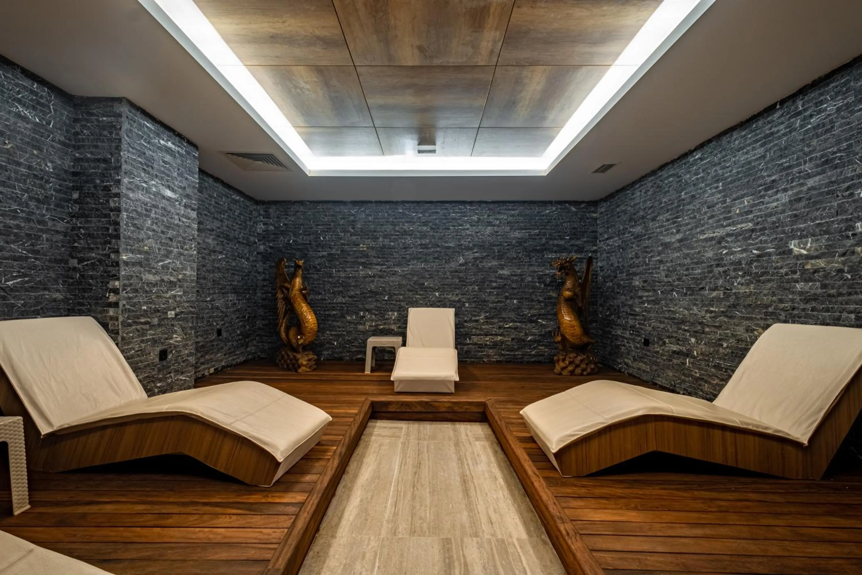 Spa and wellness centre/facilities in PEARLY HOTEL