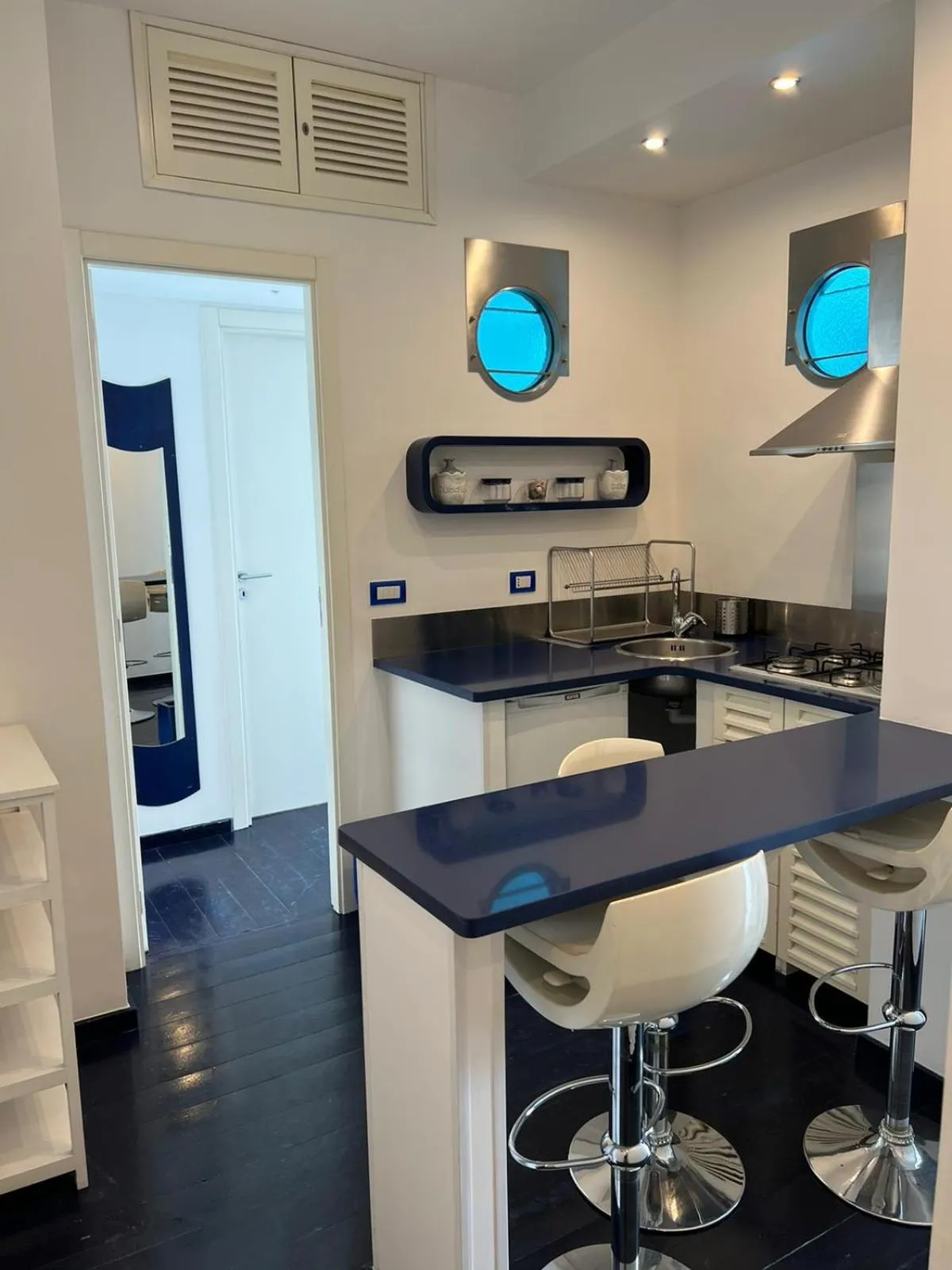 Kitchen or kitchenette in Residenza Mare di Sotto Sorrento