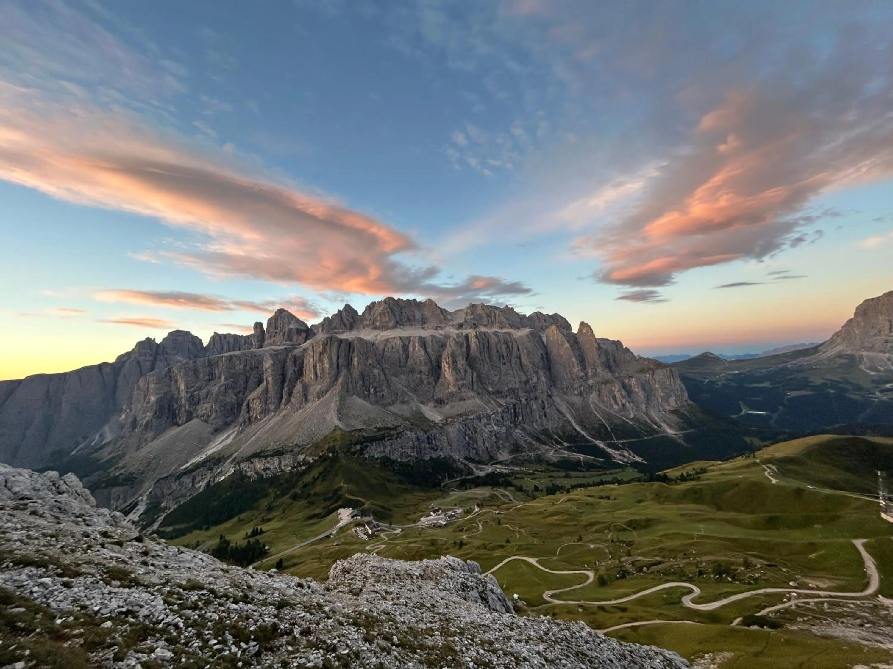 Summer in Hotel Emmy - five elements