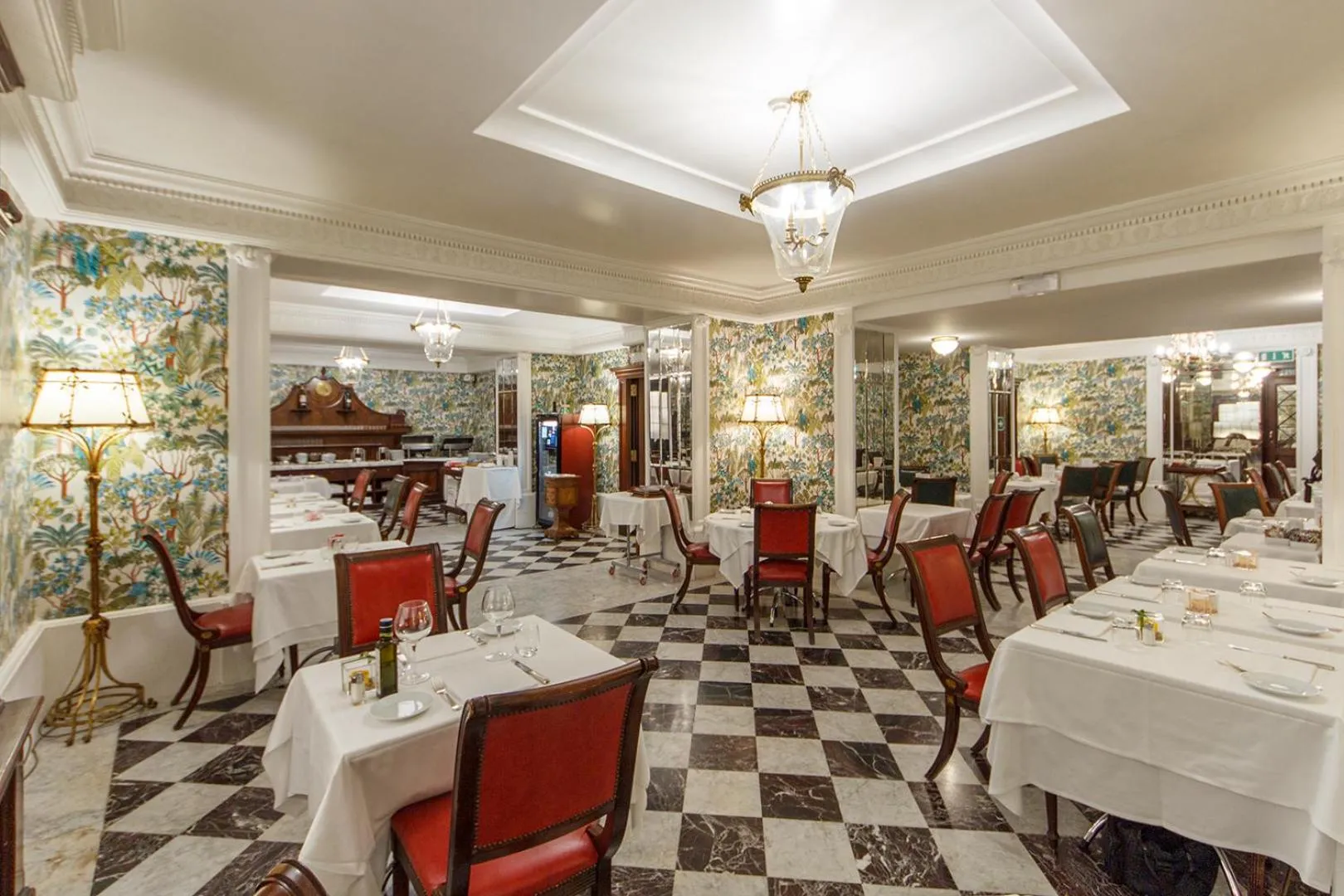 Restaurant/places to eat in Hotel Albani Firenze