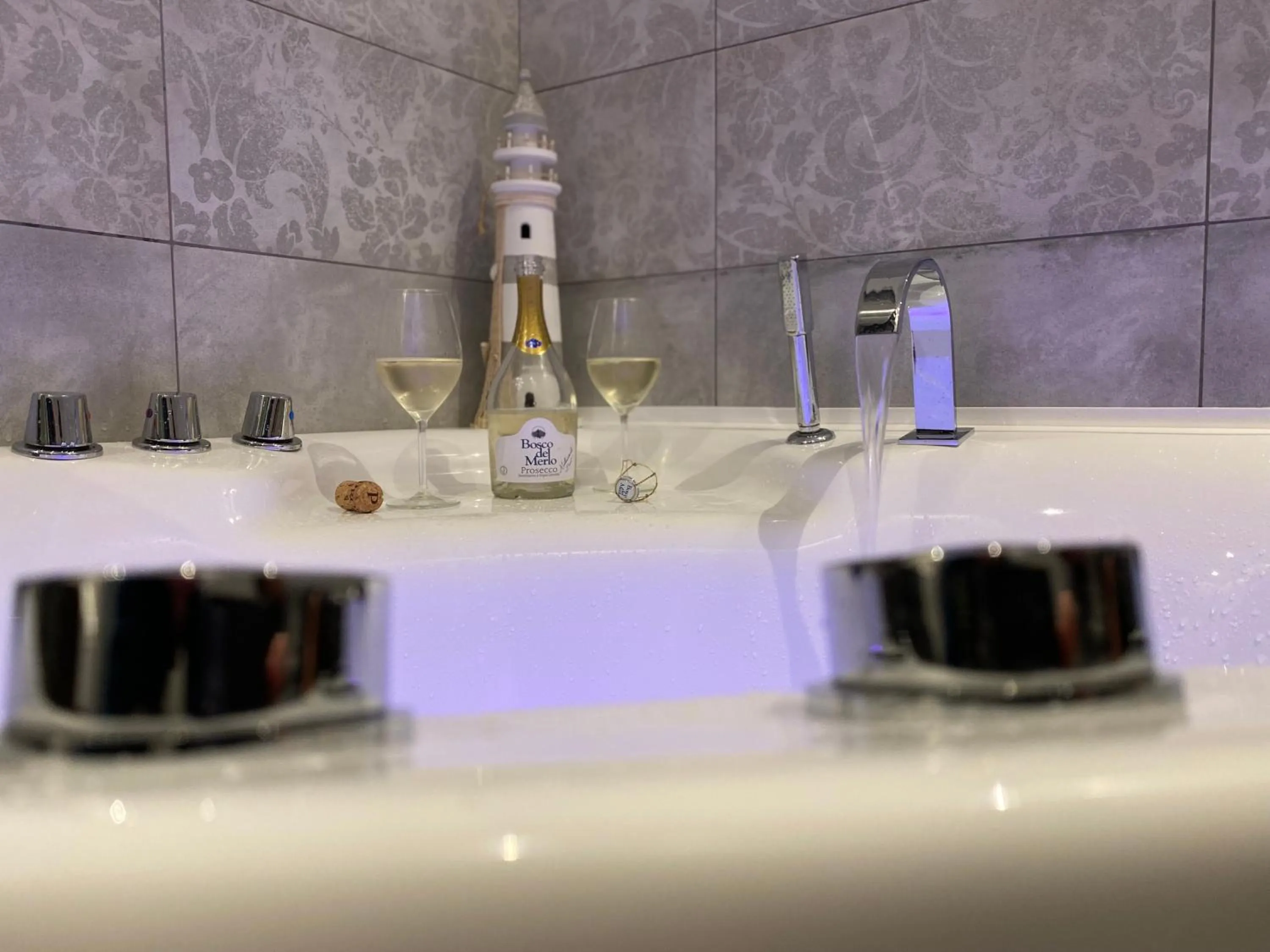 Hot Tub in Hotel Europa Varese