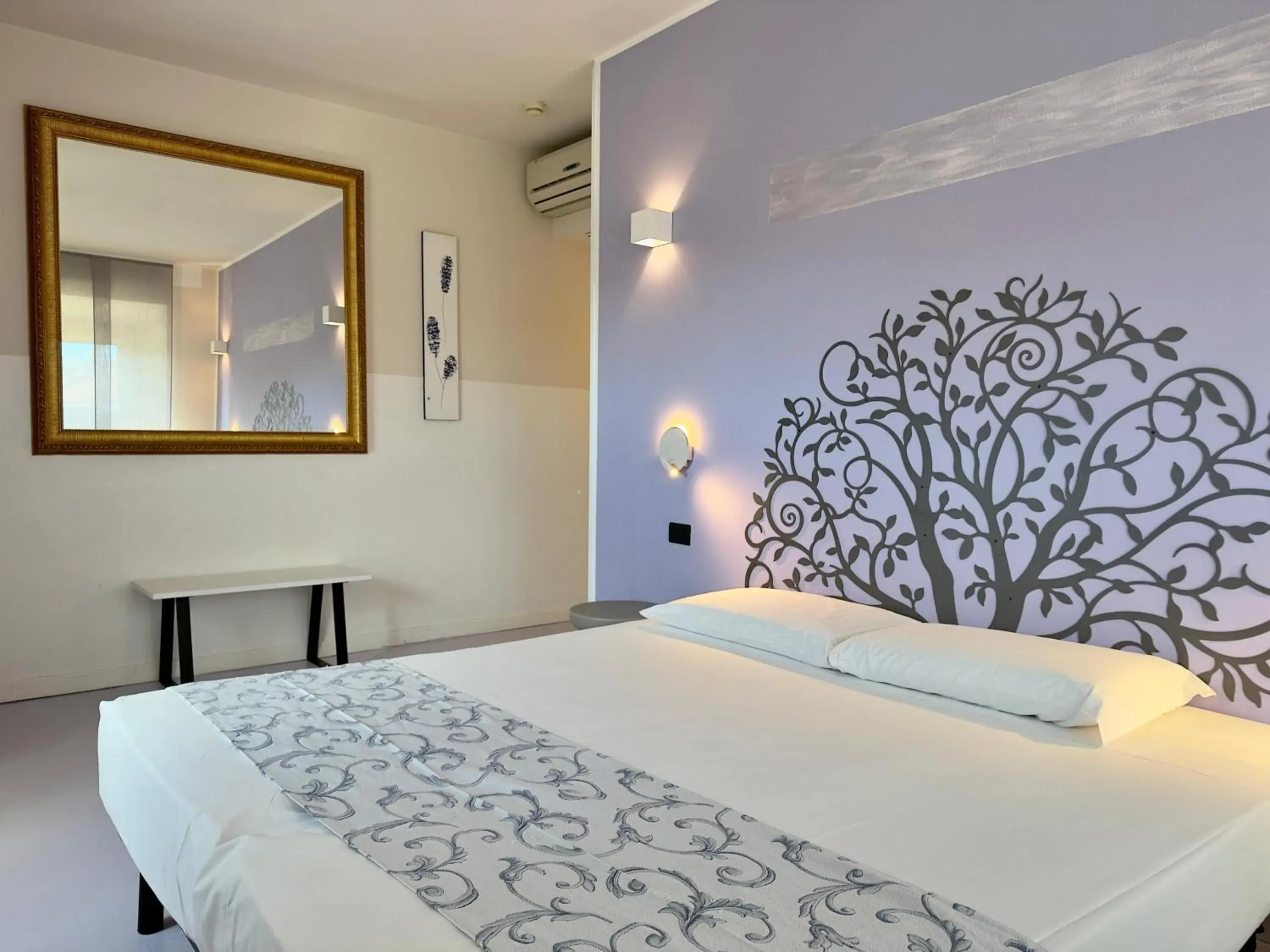 Standard Double or Twin Room - single occupancy in Hotel Europa Varese Standard Double or Twin Room - single occupancy in Hotel Europa Varese