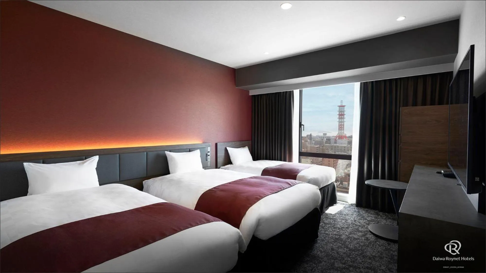 Photo of the whole room, Bed in Daiwa Roynet Hotel Kagoshima Tenmonkan PREMIER - former Daiwa Roynet Hotel Kagoshima Tenmonkan