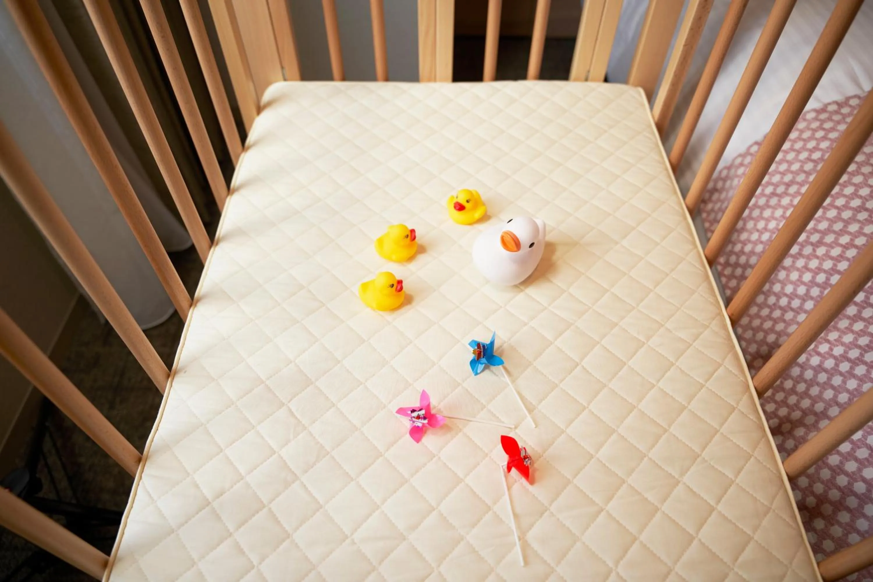 cot, Bed in Daiwa Roynet Hotel Sapporo Nakajima Koen