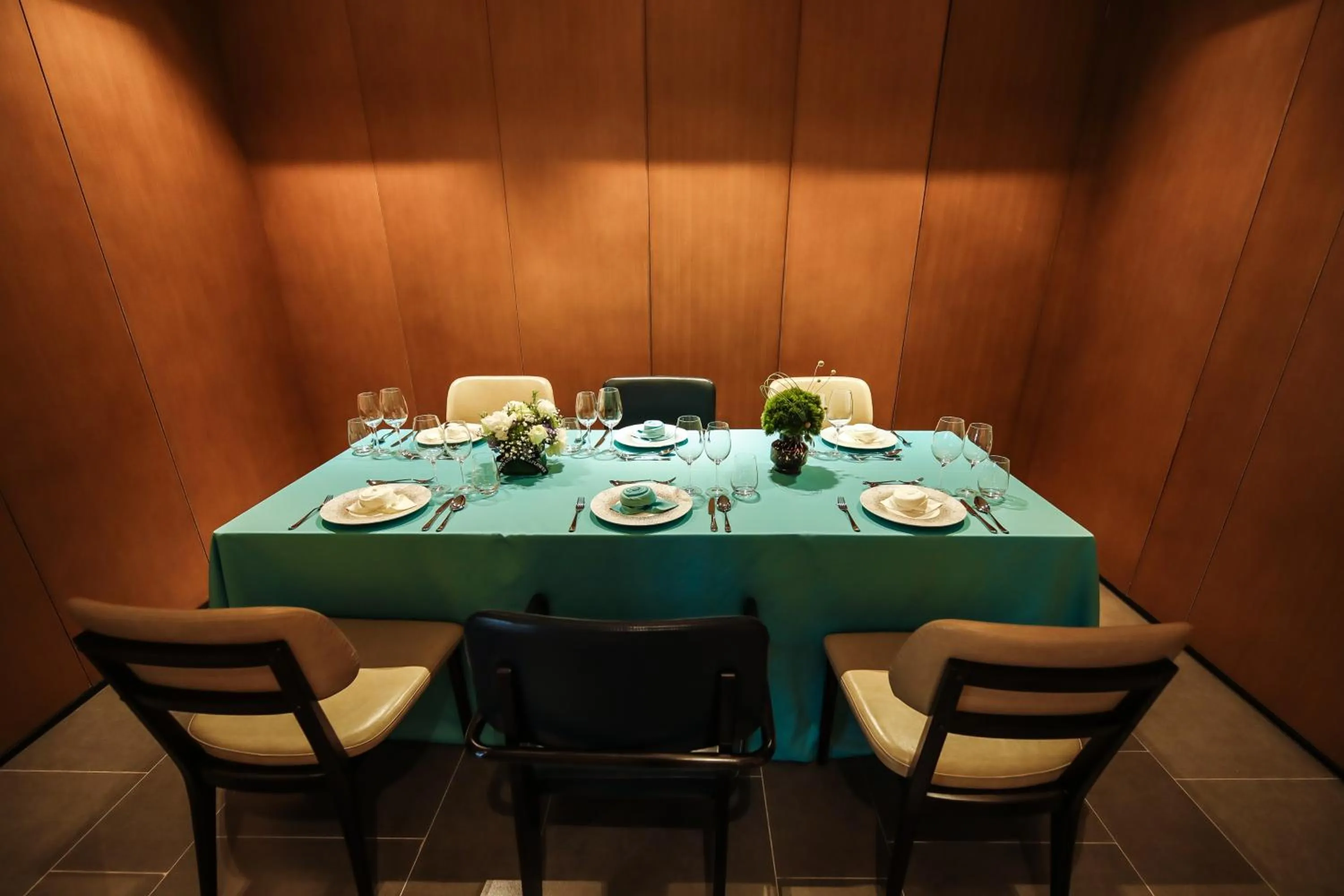 Dining area in Fairfield by Marriott Chongqing Yongchuan