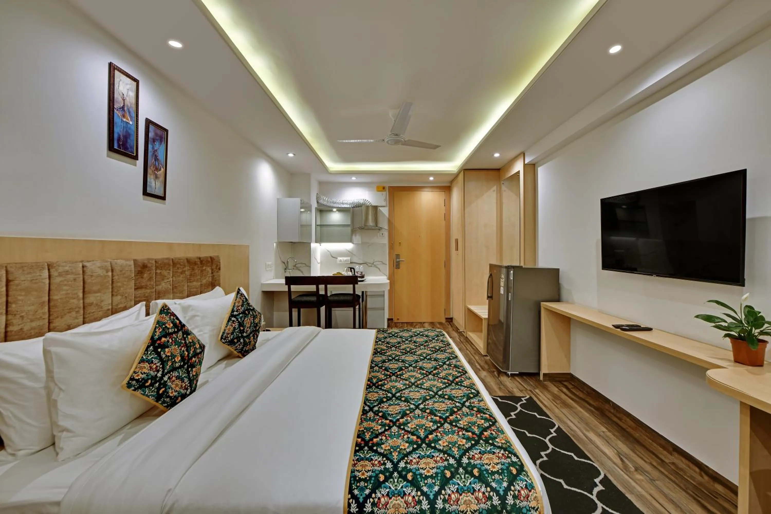 Bed in The Fern Habitat, Jaipur