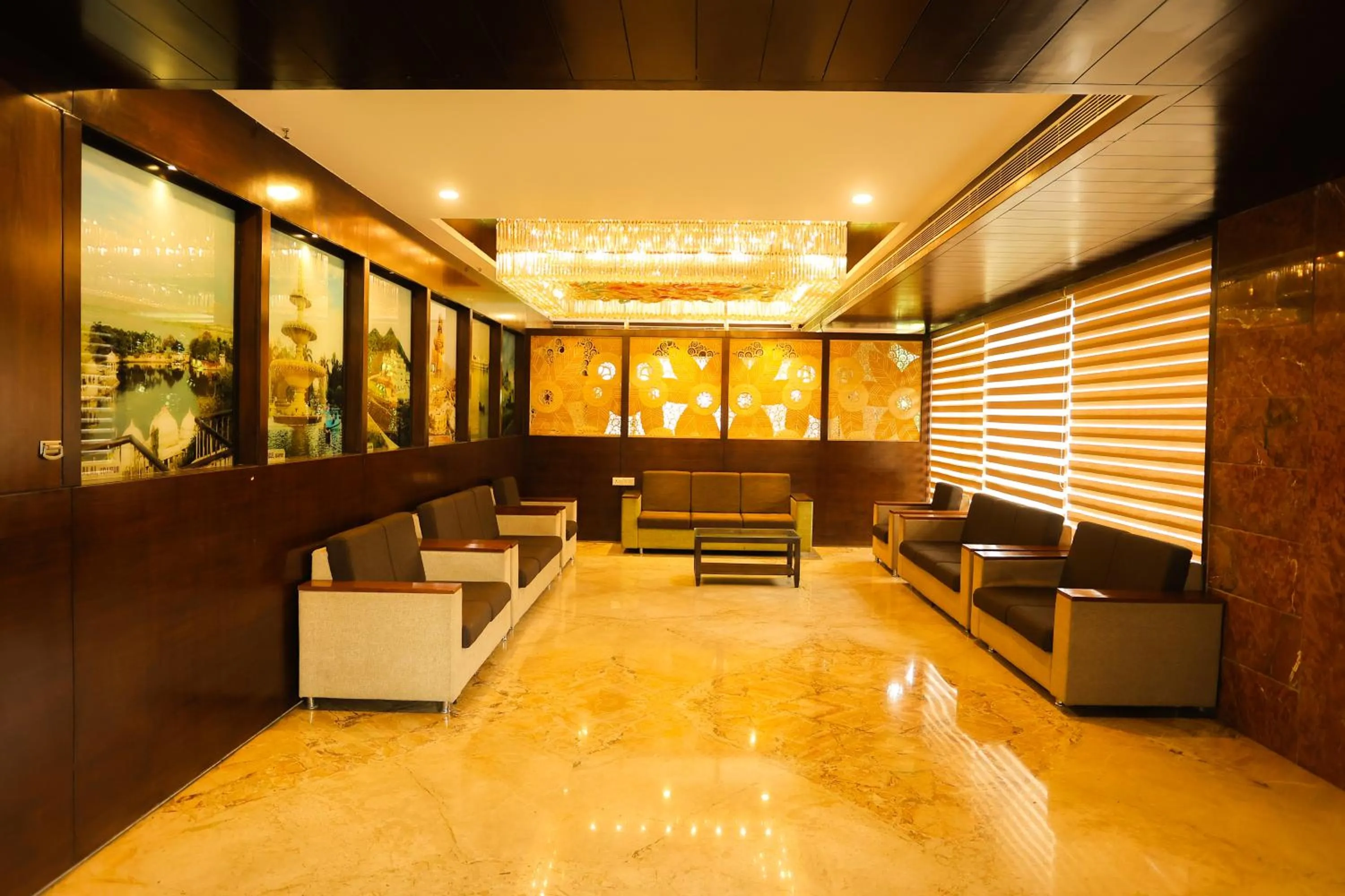 Lounge or bar in Hotel Yois