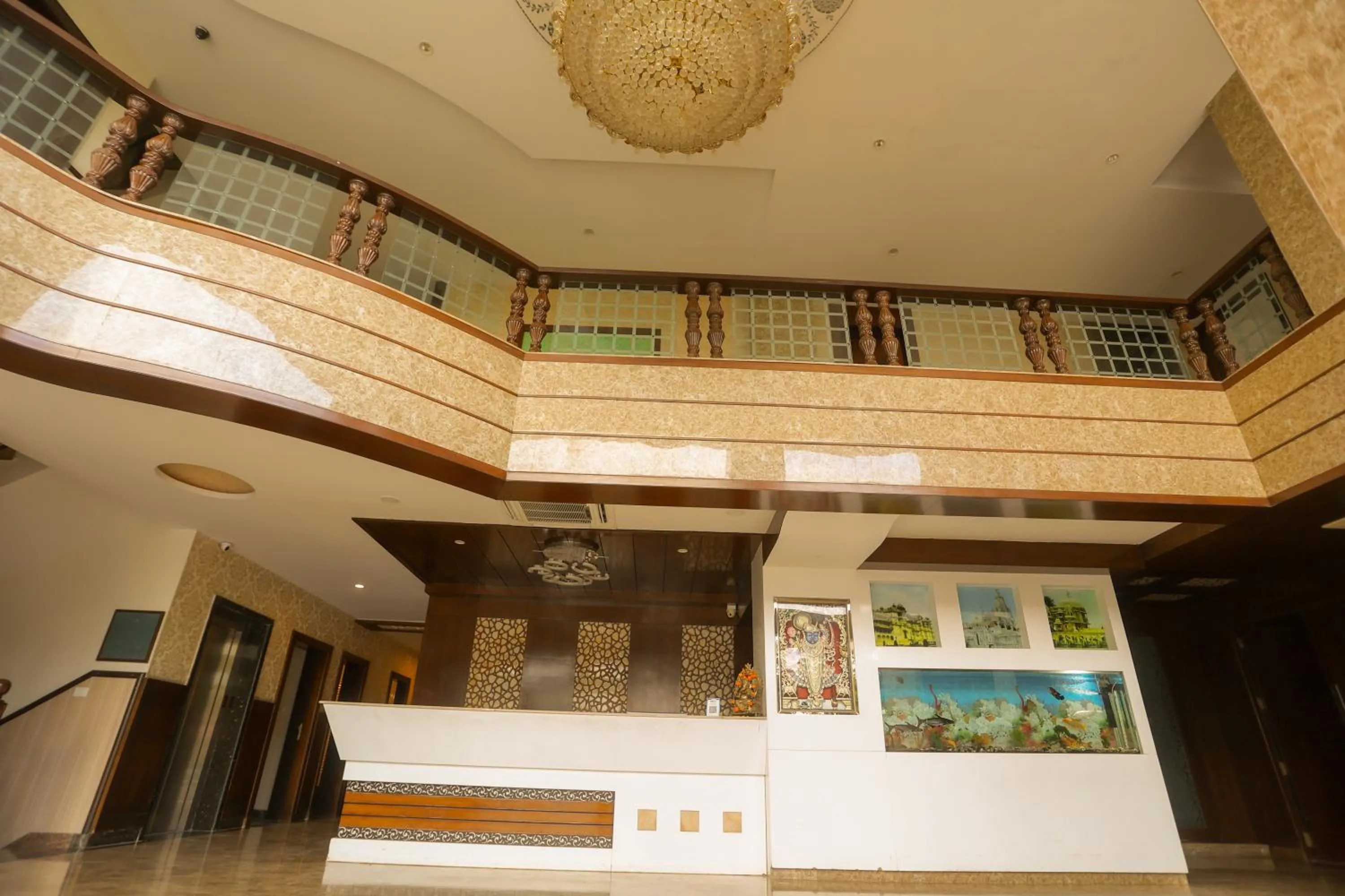 Facade/entrance in Hotel Yois