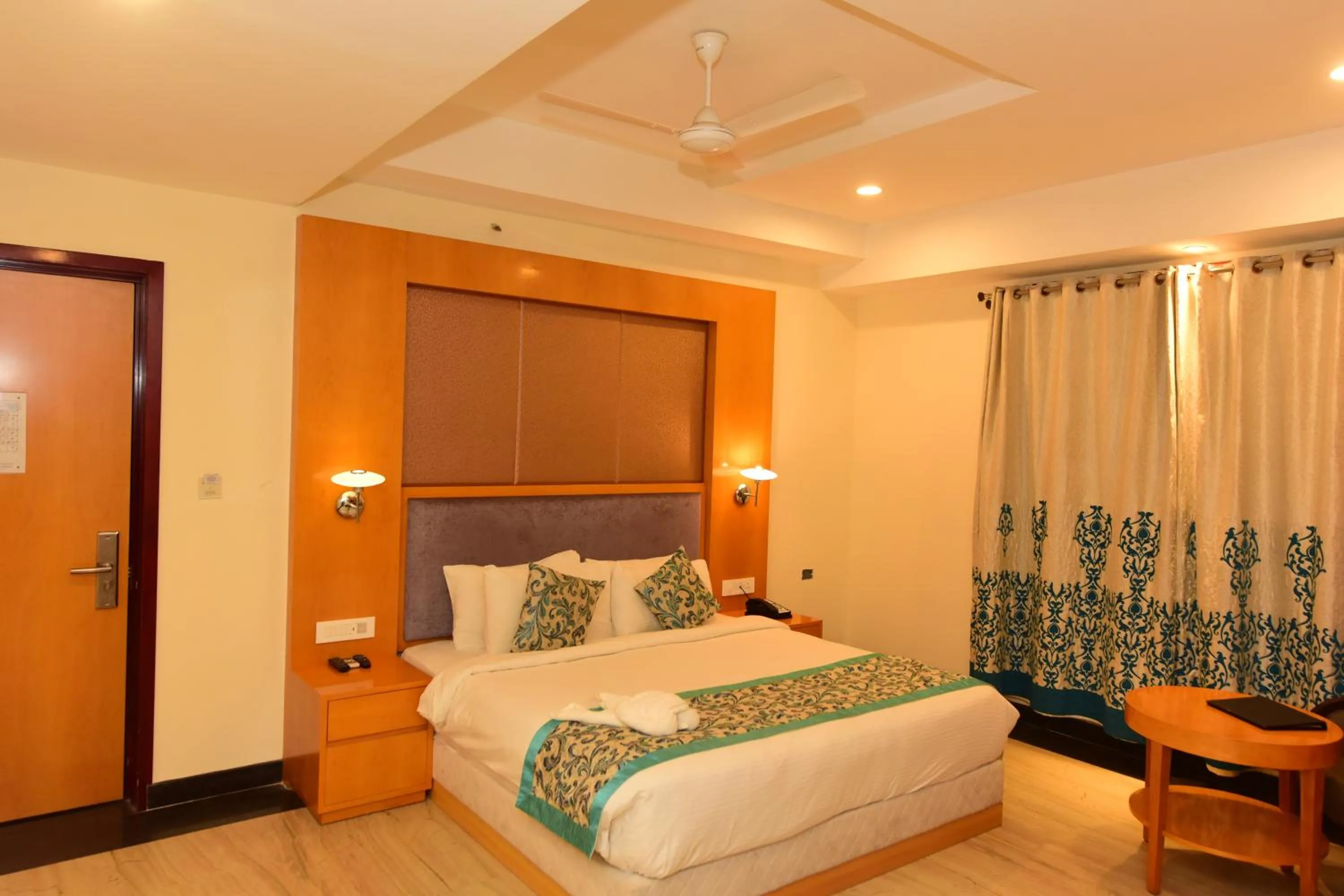 Bedroom, Bed in Hotel Yois