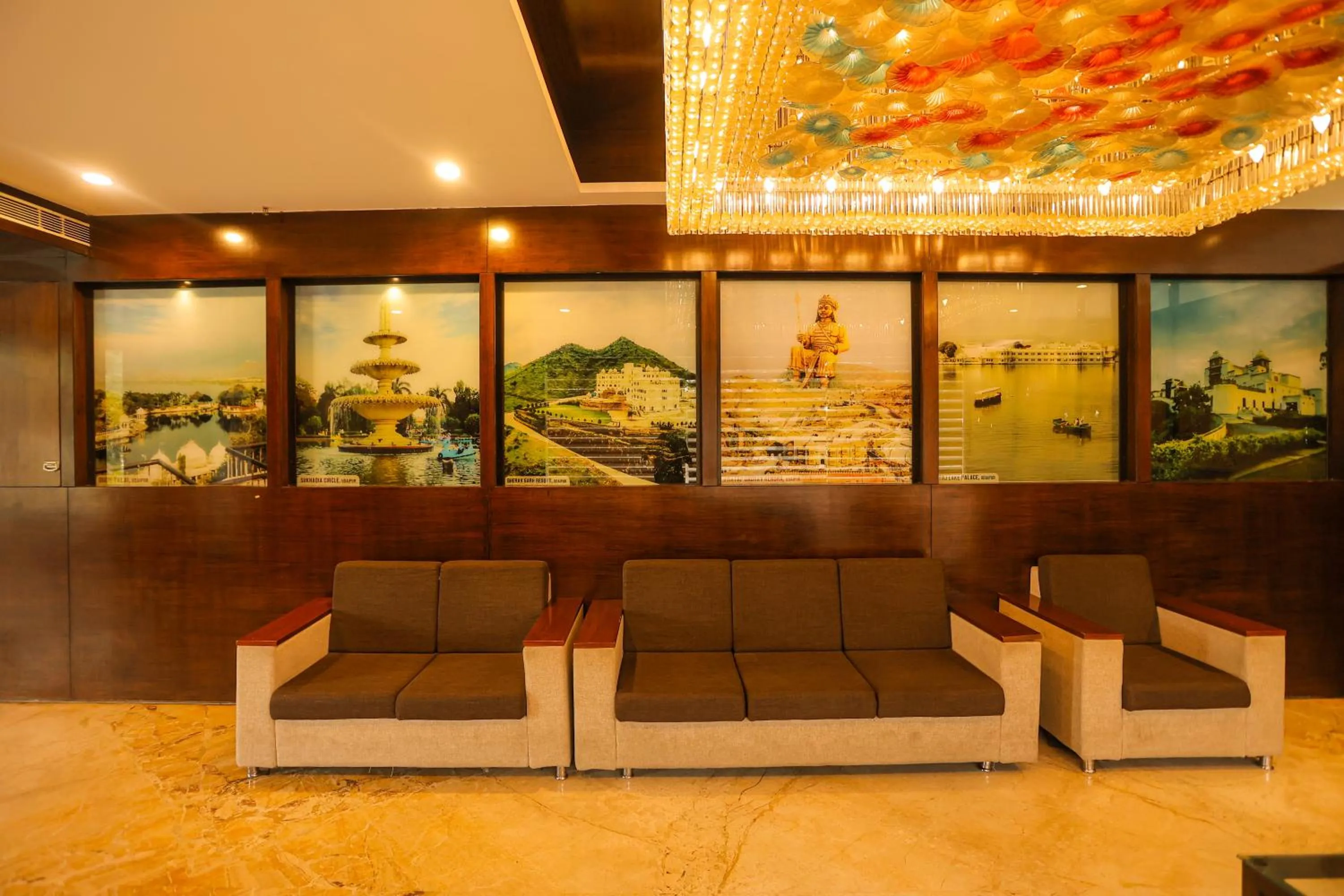 Lobby or reception in Hotel Yois