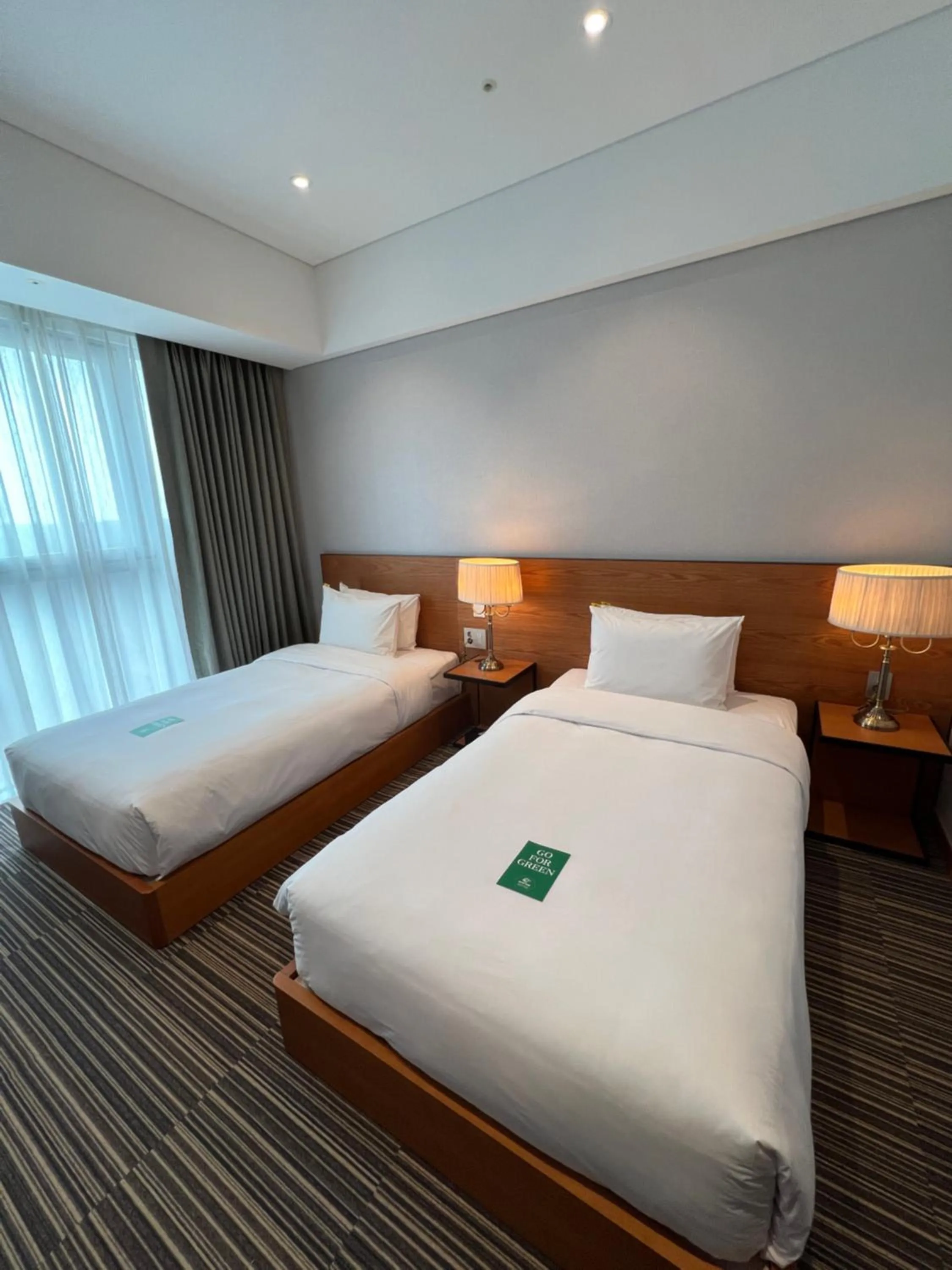 Bed in Hotel Tour Incheon Airport Hotel & Suites