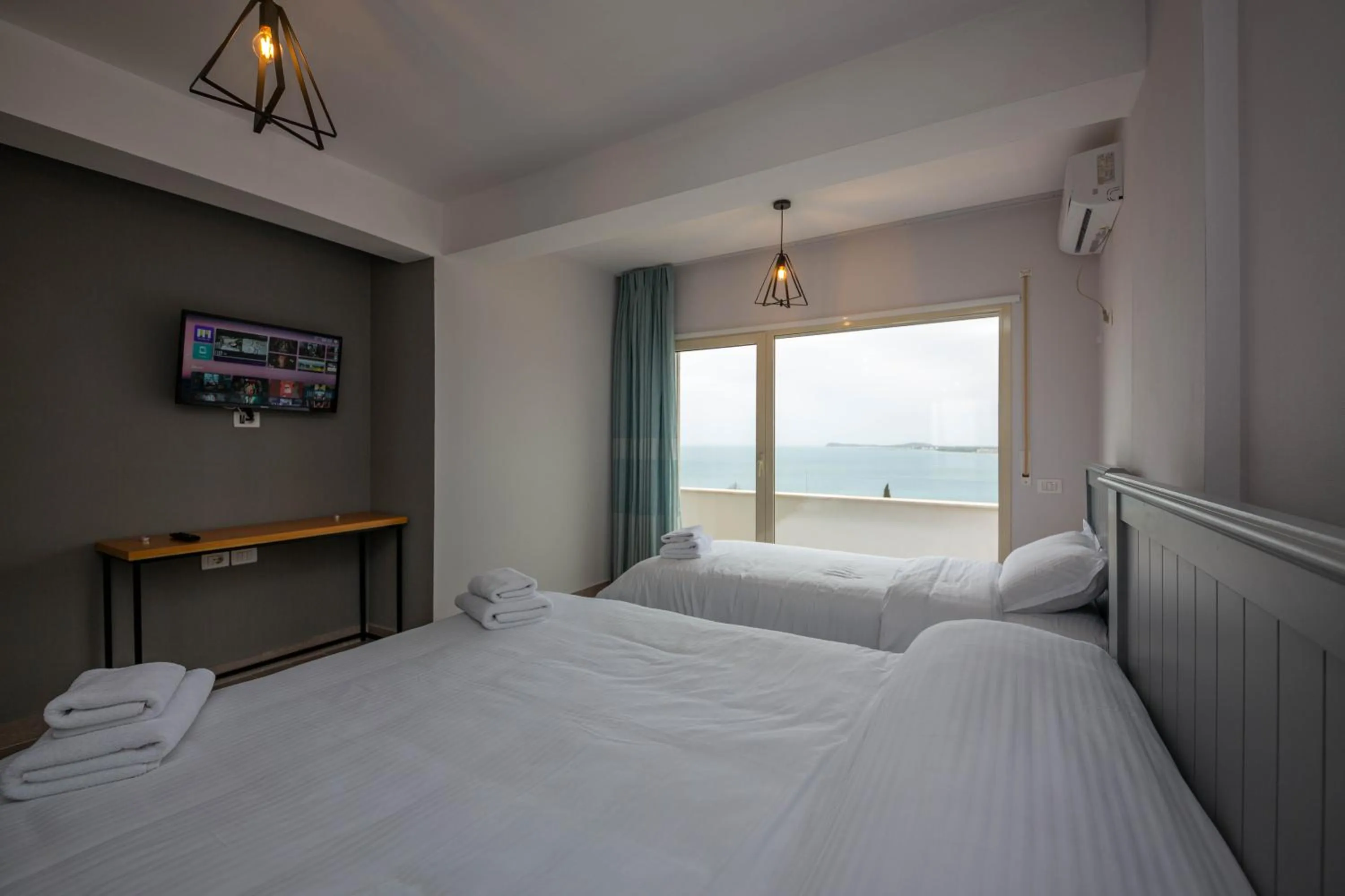 Bedroom, Bed in Aerial Hotel & Spa