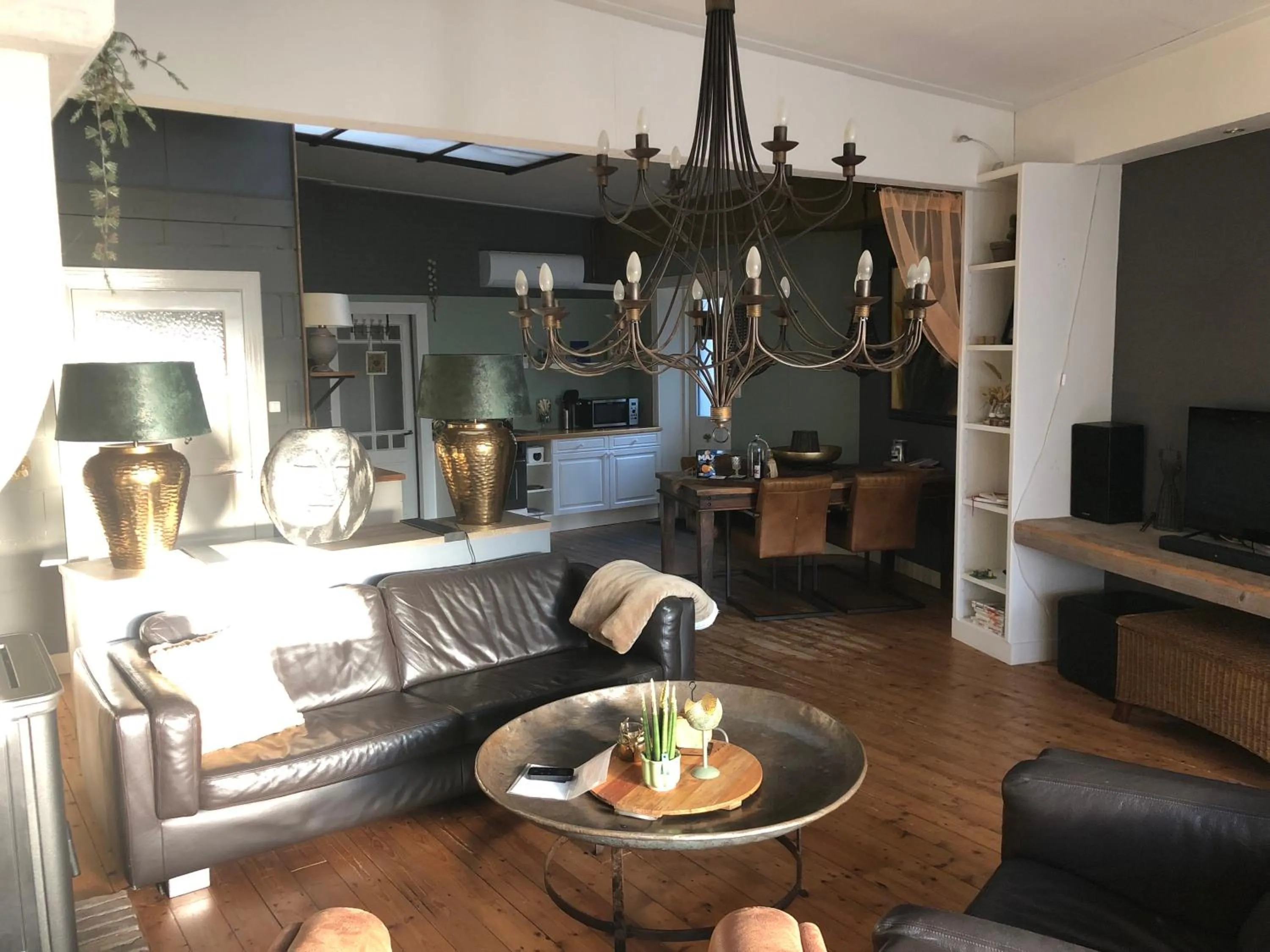 Seating area in Pakhuis Bed and Breakfast Unique