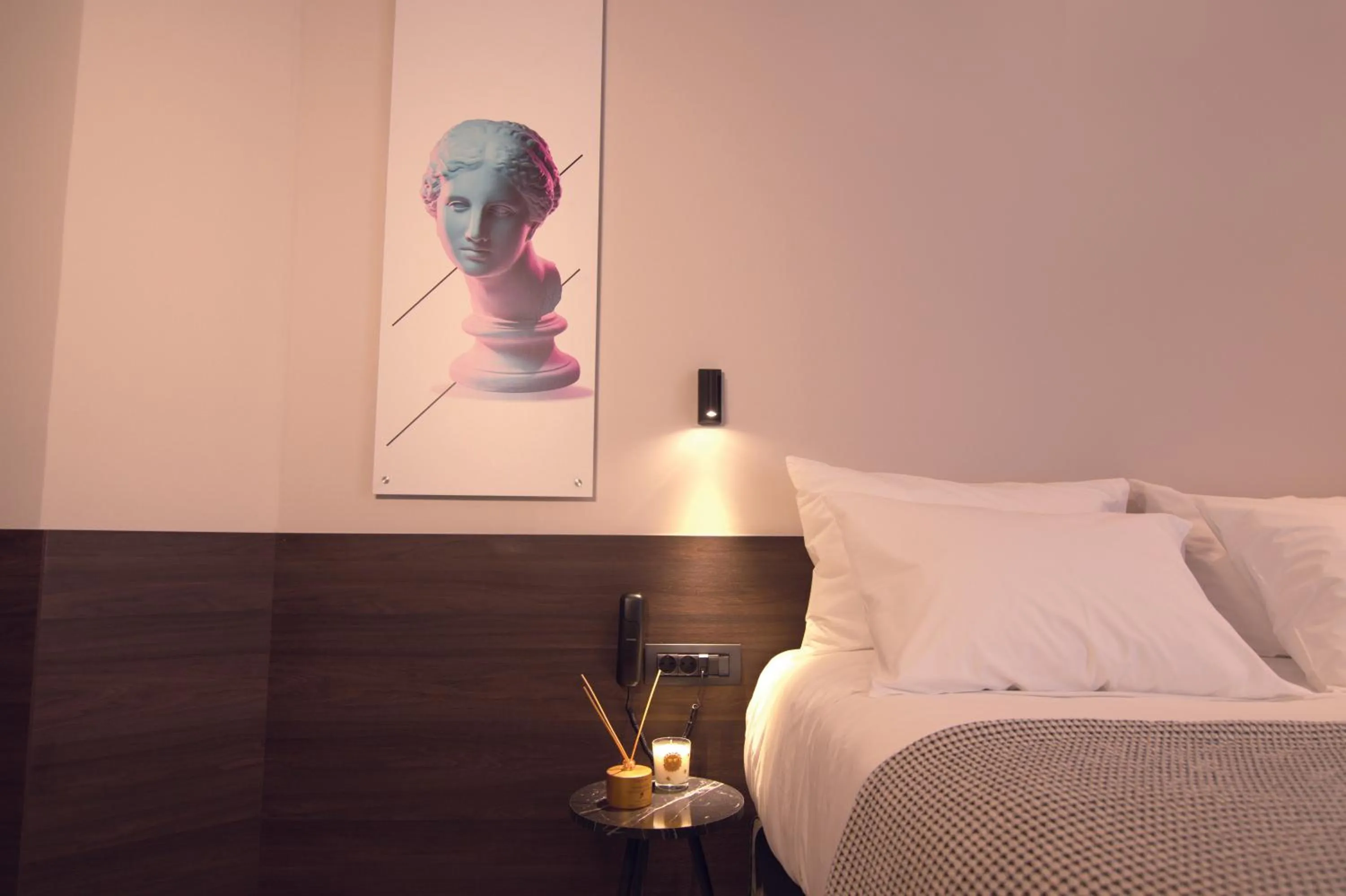 Bedroom, Bed in Cityzoe Athens Suites