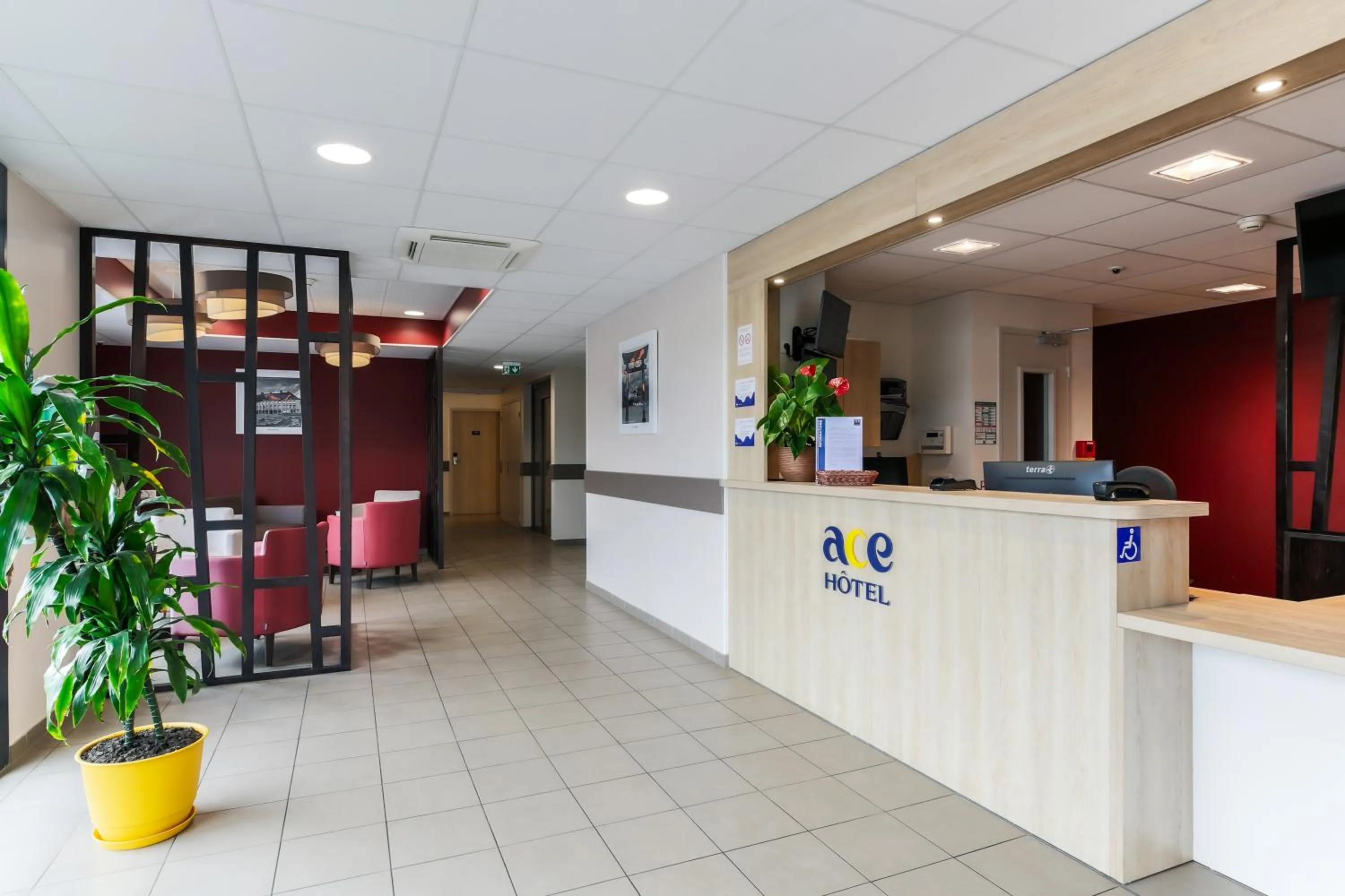 Lobby or reception in ACE Hôtel Thionville - Porte du Luxembourg