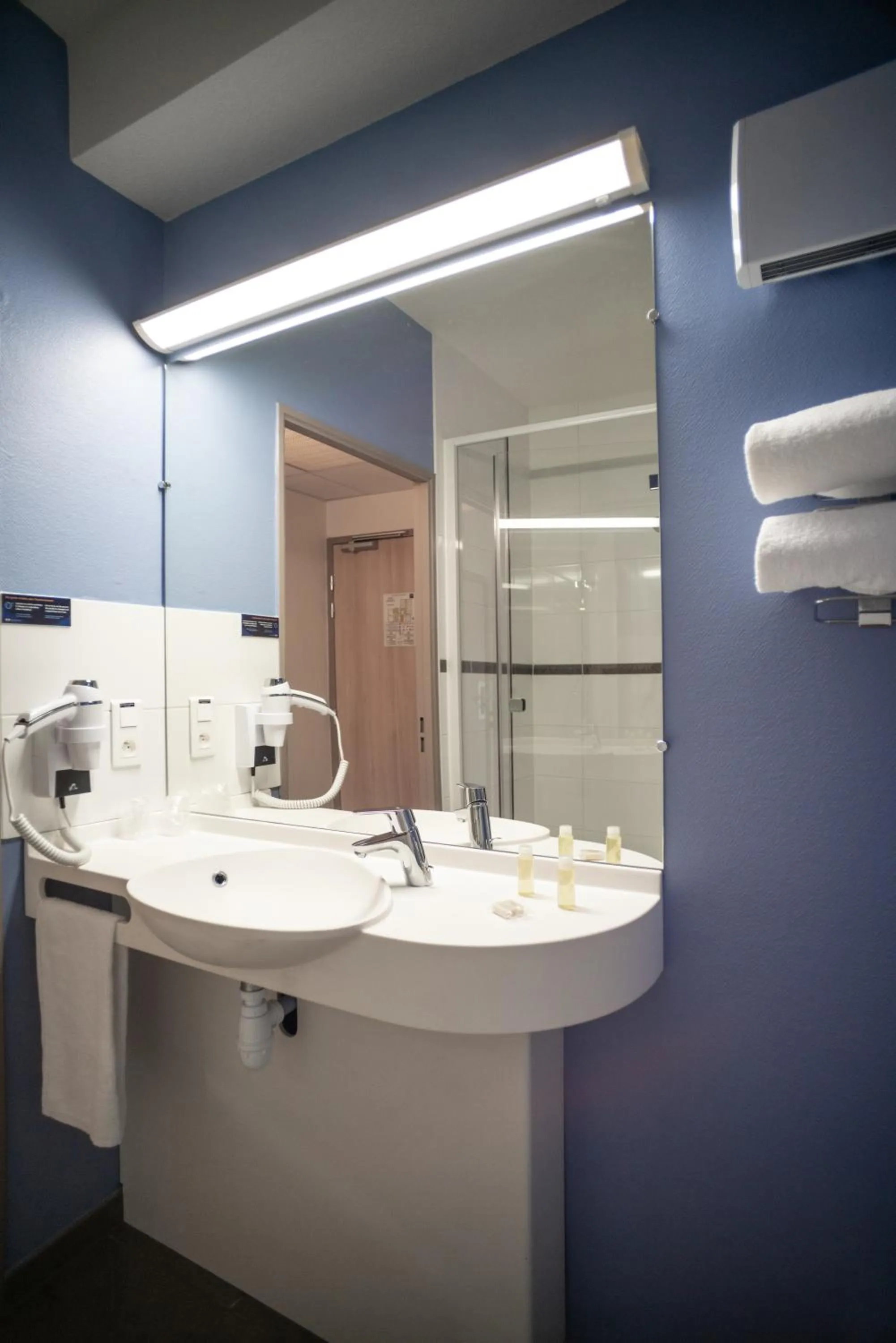 Bathroom in ACE Hôtel Thionville - Porte du Luxembourg