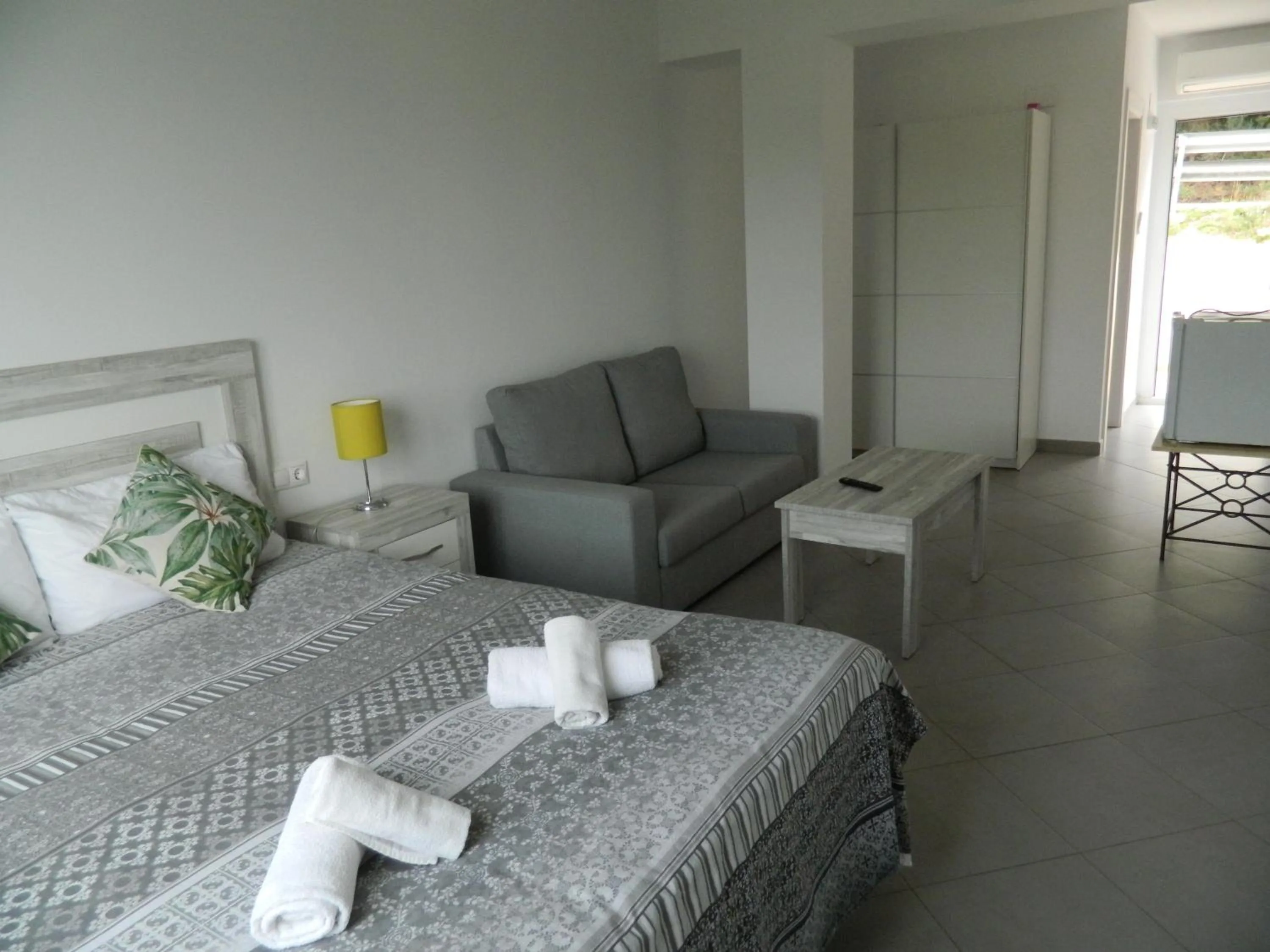 Photo of the whole room, Bed in Hotel Restaurant Baladrar