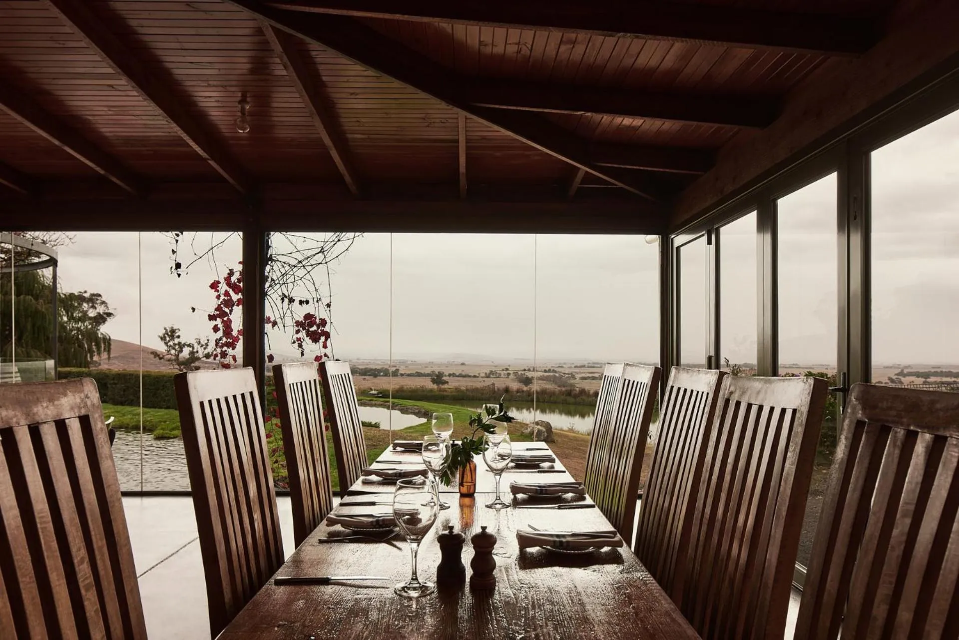 Restaurant/places to eat in Tuki Retreat