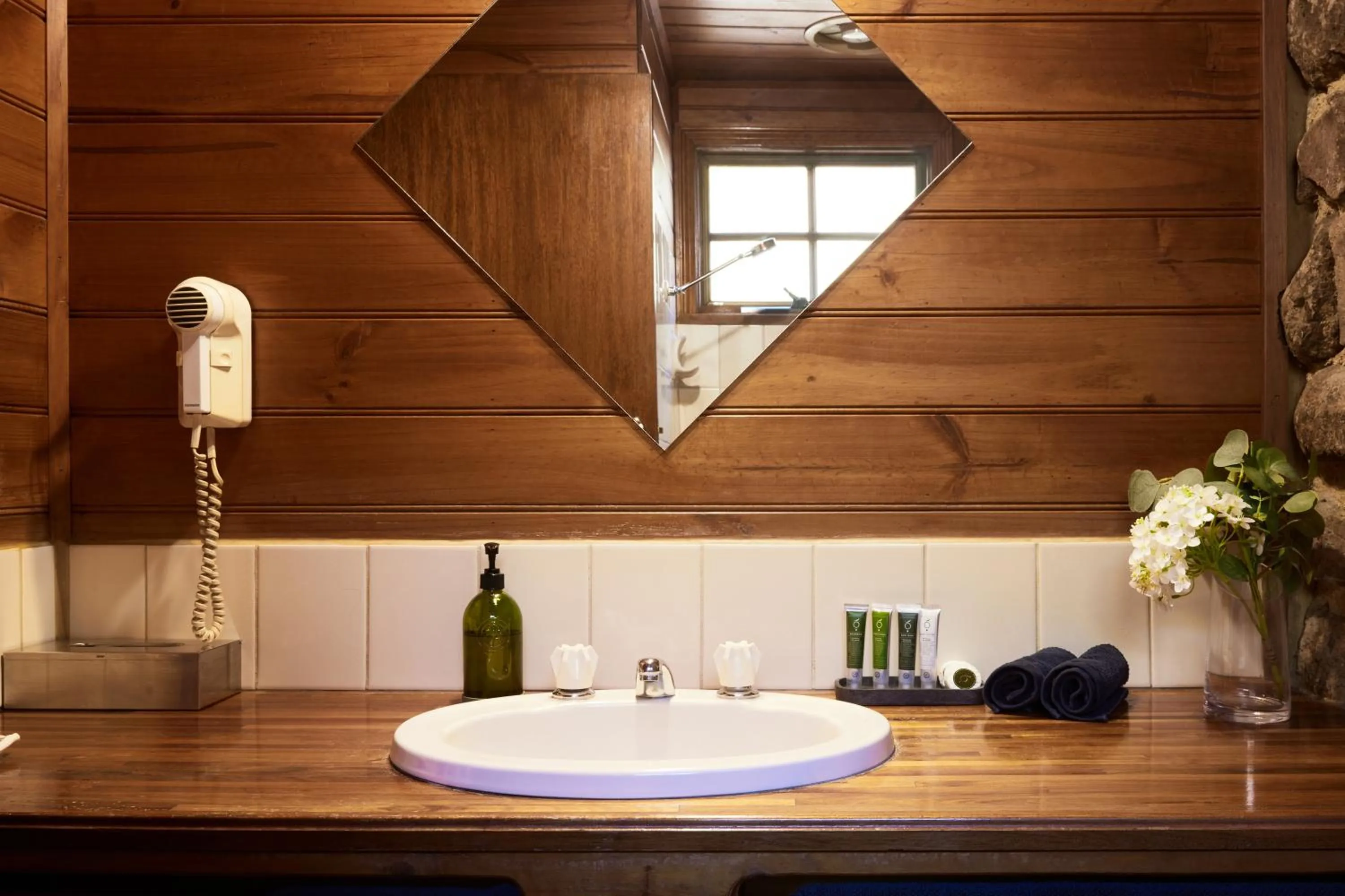 Queen Studio in Tuki Retreat