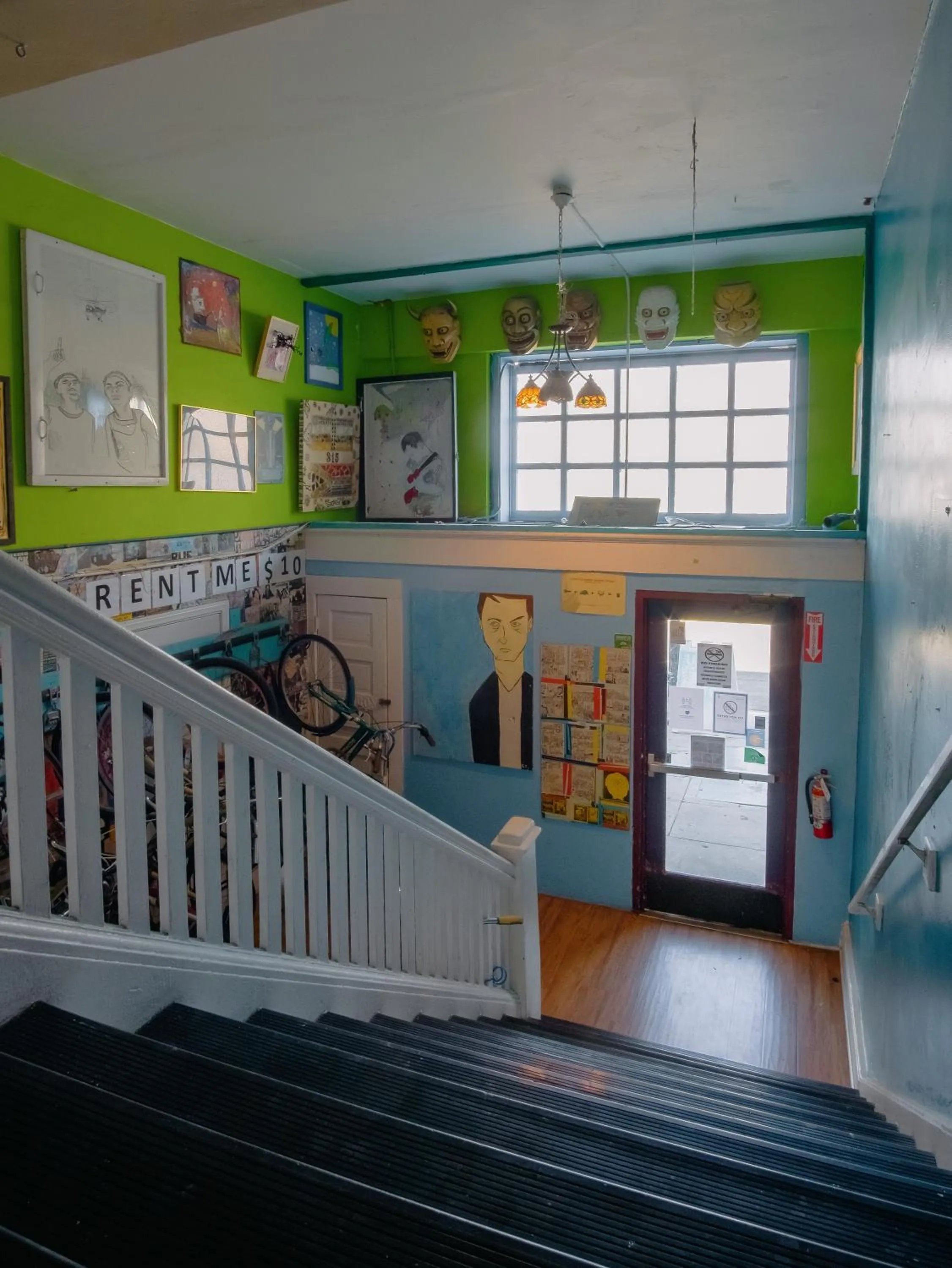 Facade/entrance in Lucky D's Youth and Traveler's Hostel