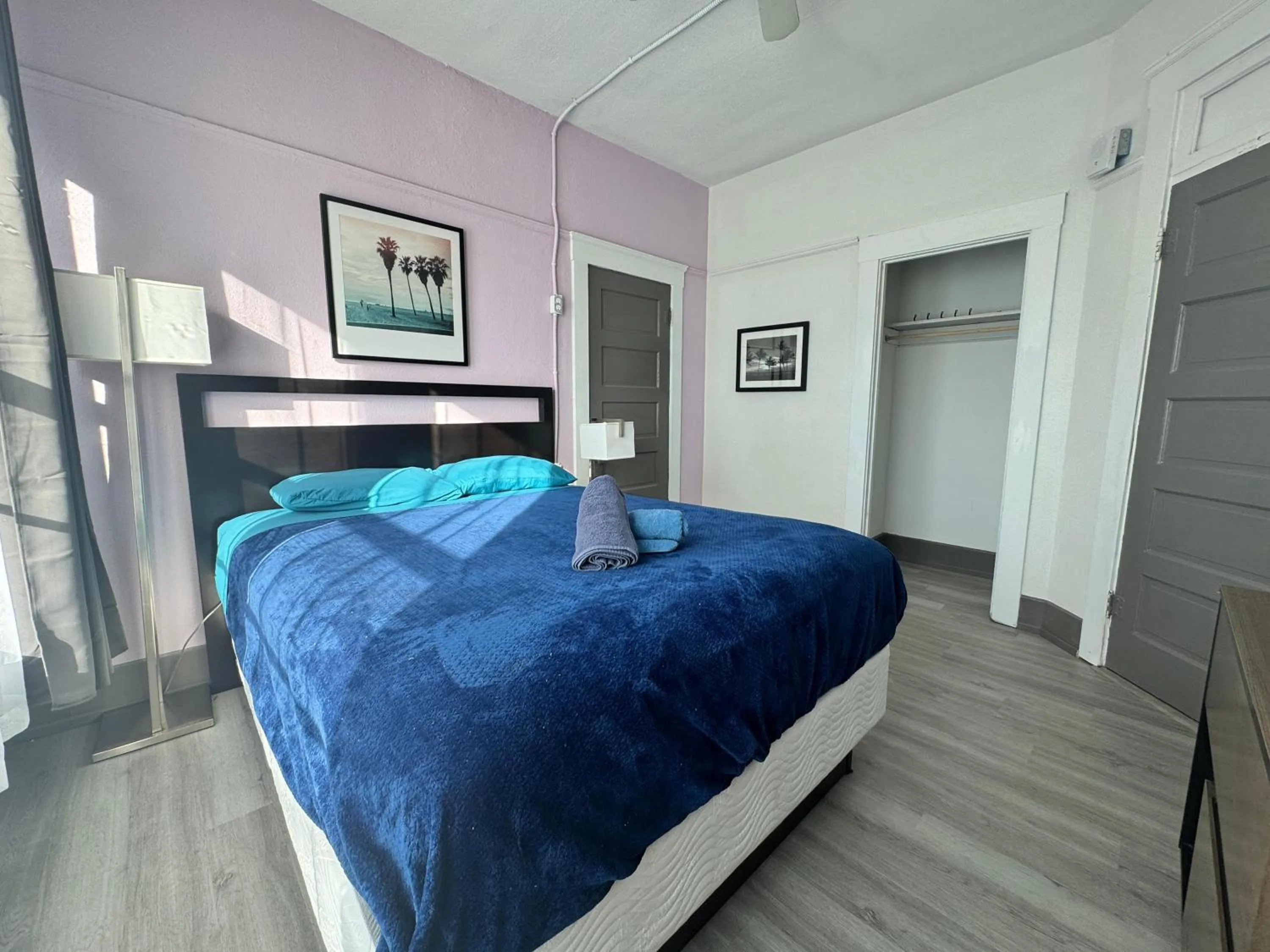 Bedroom, Bed in Lucky D's Youth and Traveler's Hostel