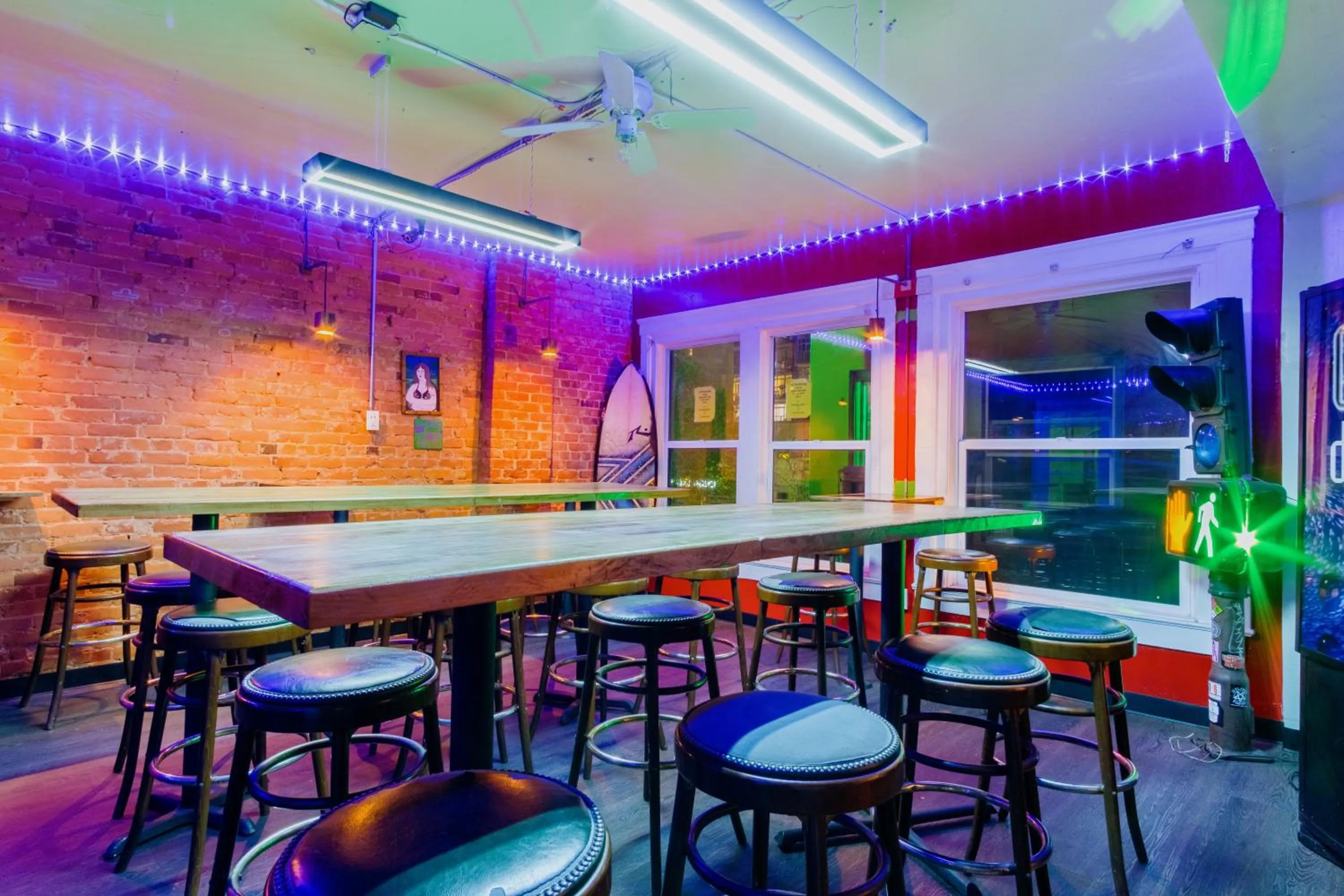 Lounge or bar in Lucky D's Youth and Traveler's Hostel