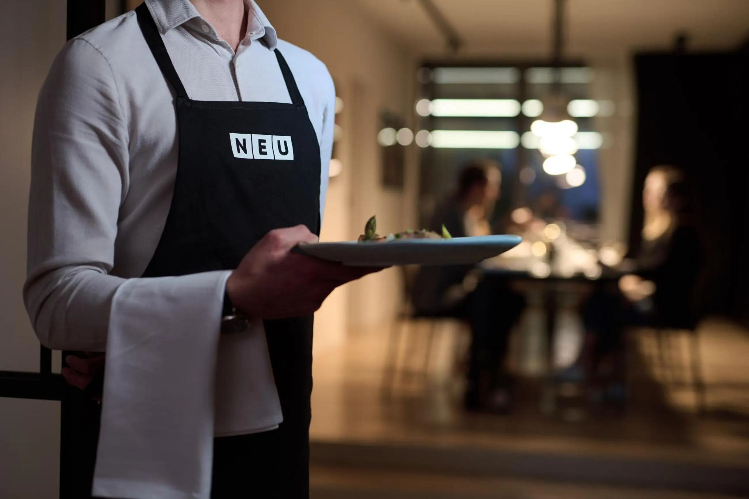 Restaurant/places to eat in NEU RESIDENCES smart stay