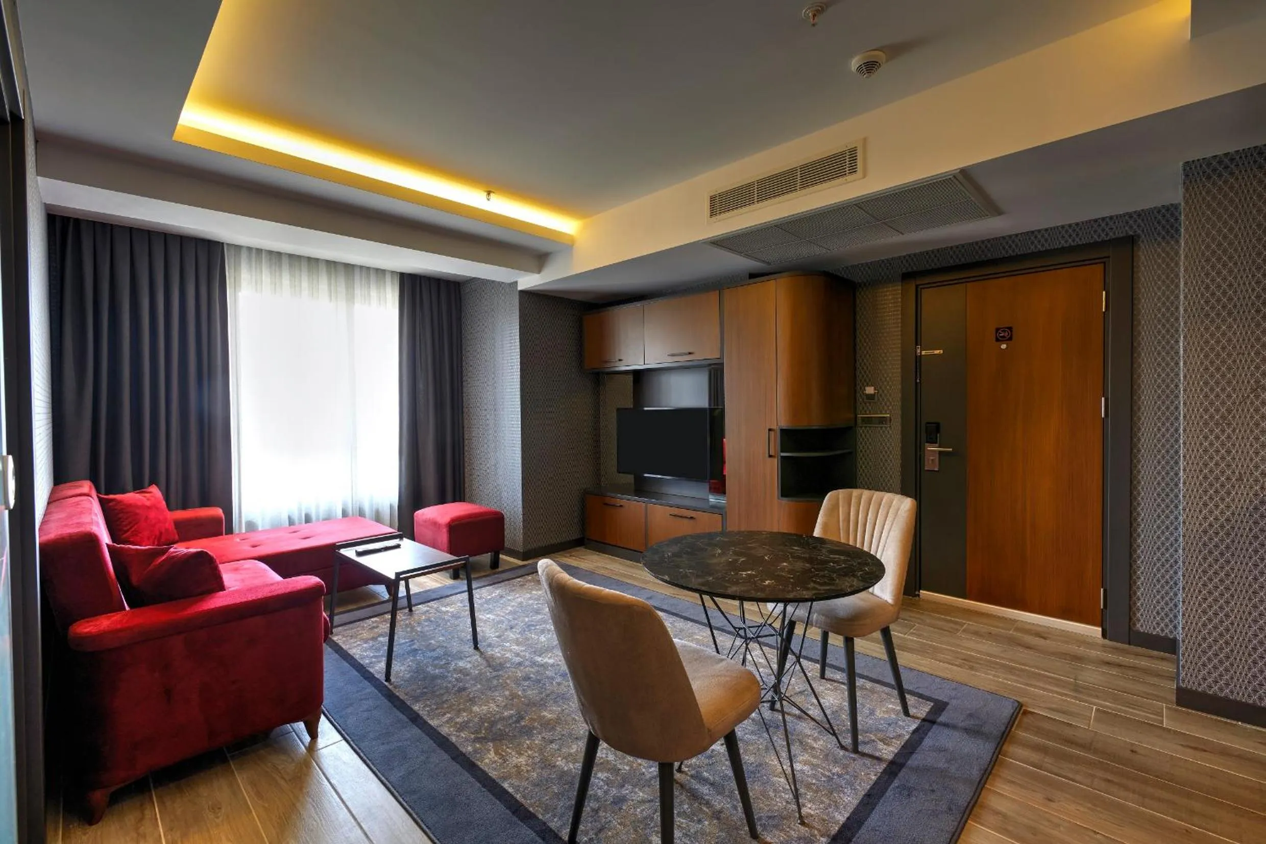 Nova Vista Deluxe & Suites a Member of Radisson Individuals