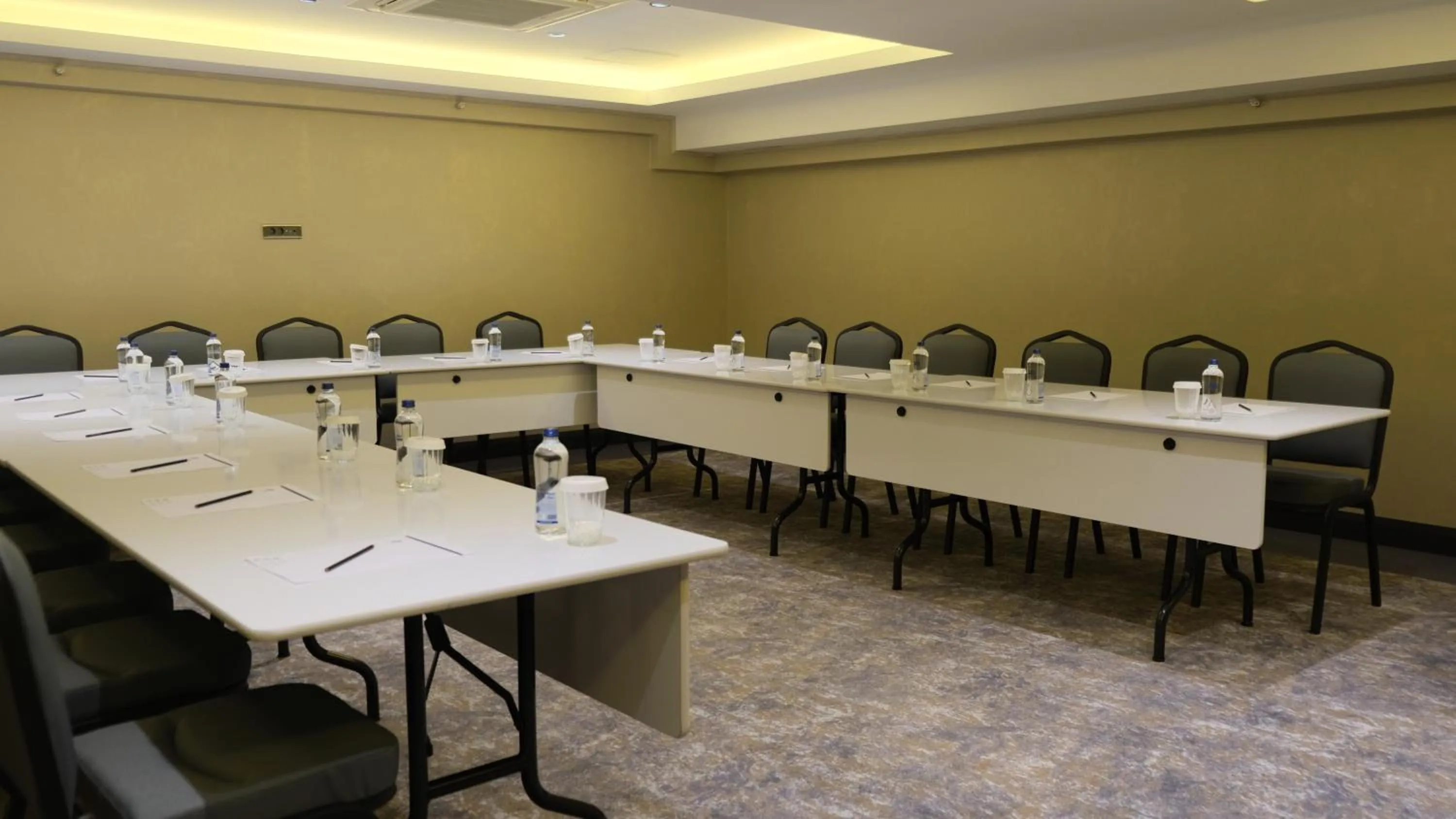 Nova Vista Deluxe & Suites a Member of Radisson Individuals