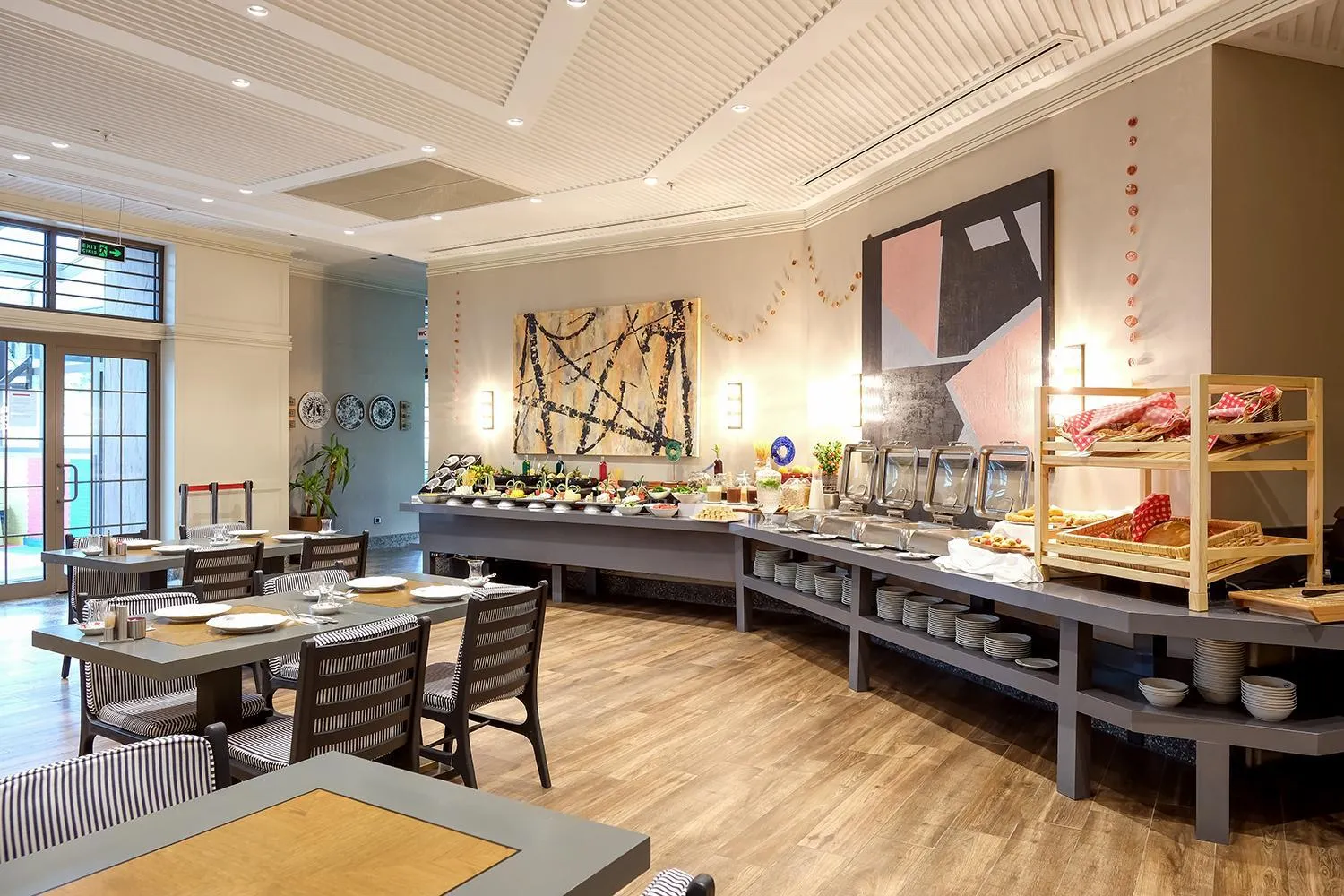 Restaurant/places to eat in Nova Vista Deluxe & Suites a Member of Radisson Individuals