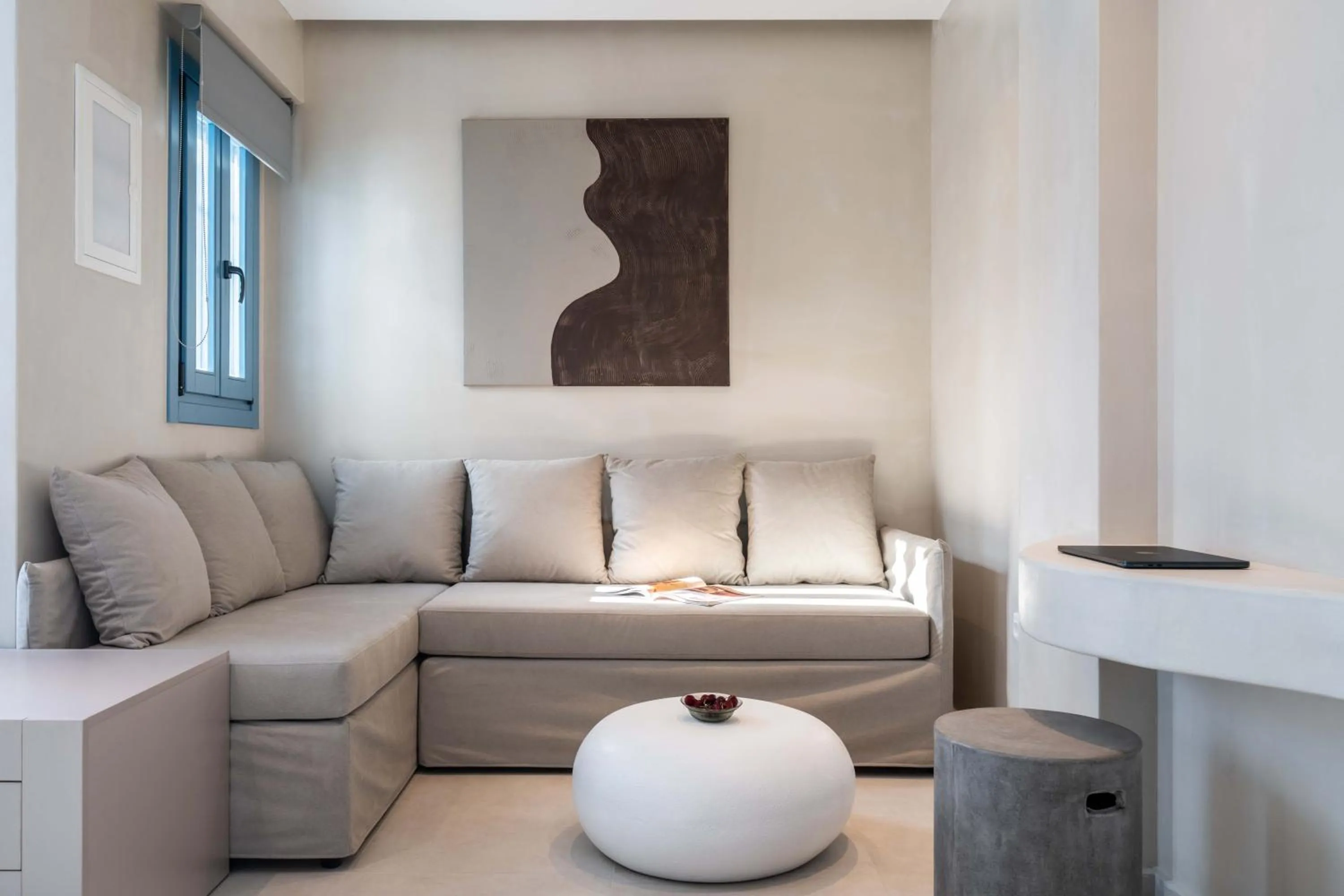 Living room in Aura Suites Paros