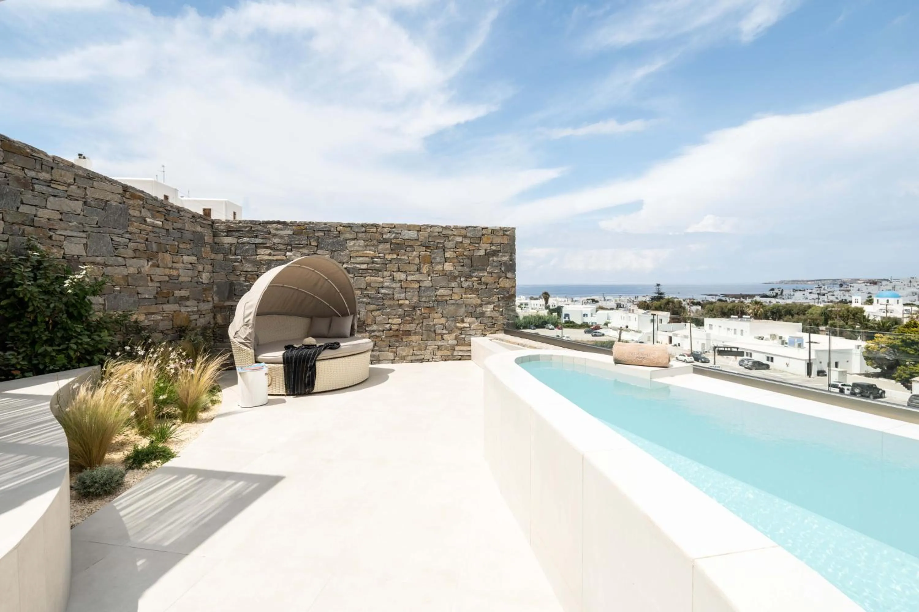 Aura Suites Paros